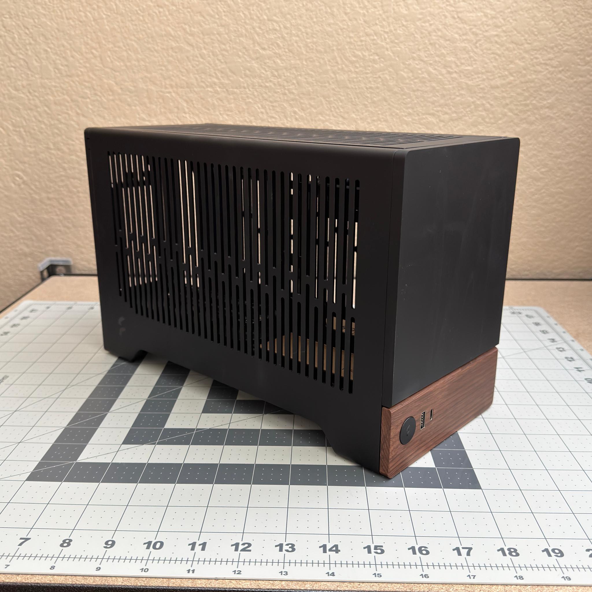 Fractal Design - Terra
