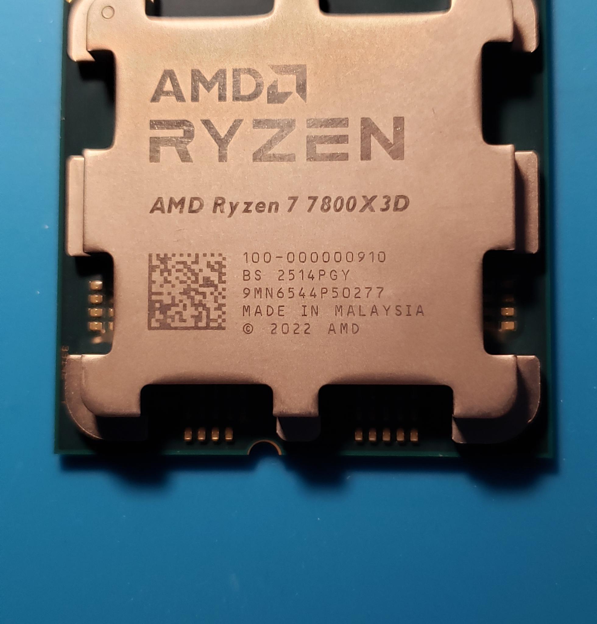 AMD RYZEN 7 7800X3D CPU