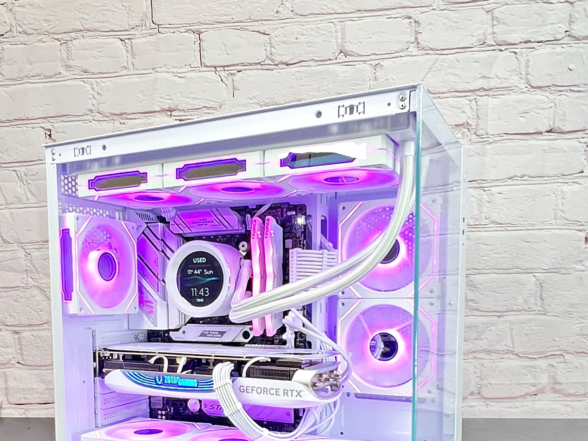 RTX 4080 Super Ryzen 7 7800X3D 32GB DDR5 RAM 4TB M.2 Gaming PC 🤯