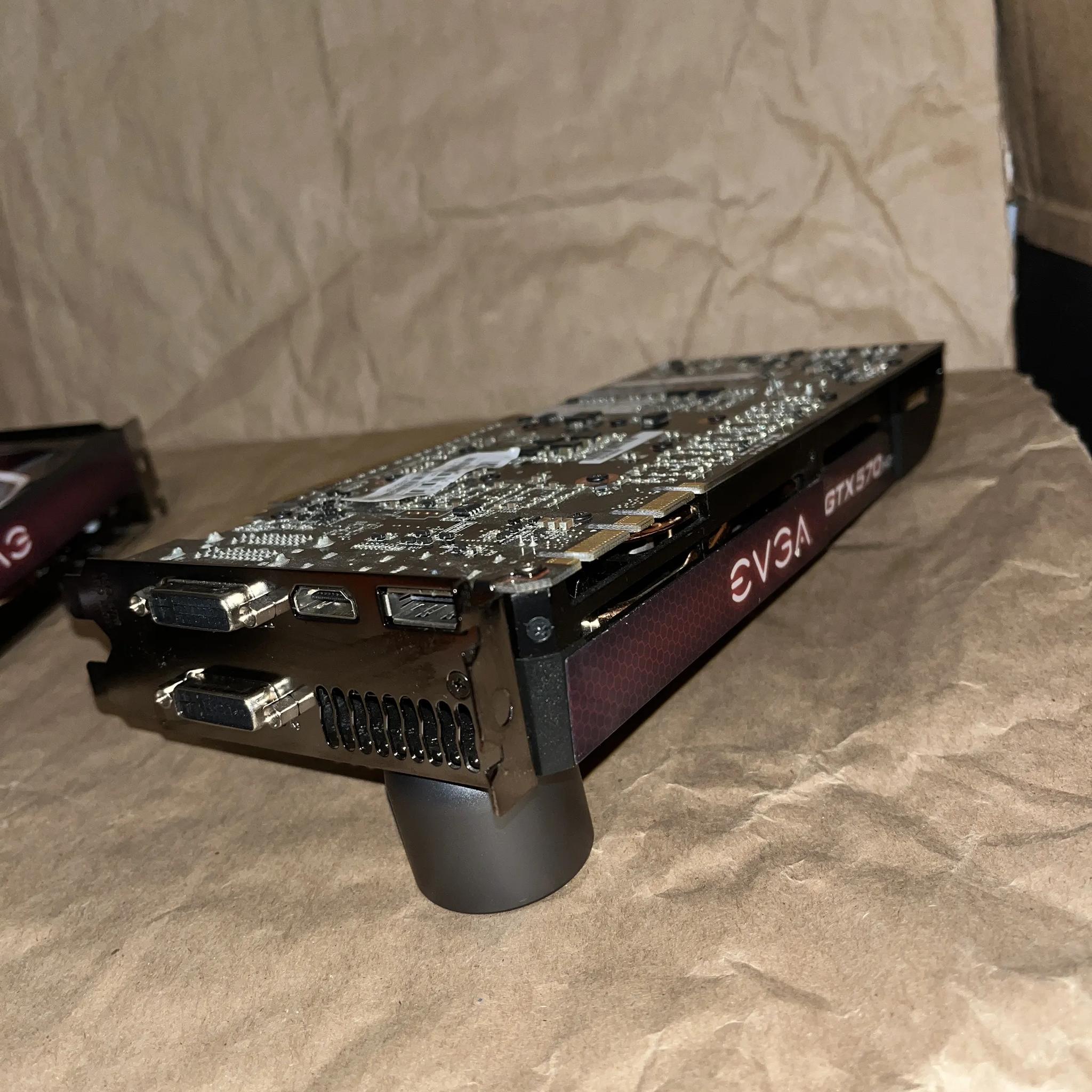 EVGA GTX 570 HD 1.2GB
