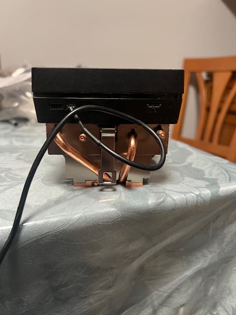 AMD AM4 Socket Ryzen 3/5/7/9 Wraith Prism Stock Cooler.