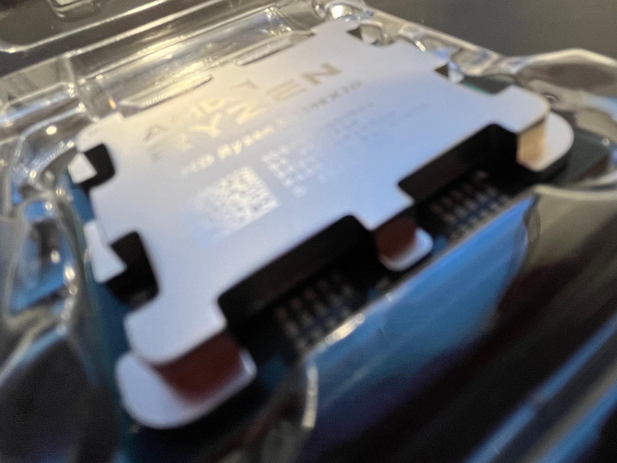 AMD Ryzen 5 7500X3D