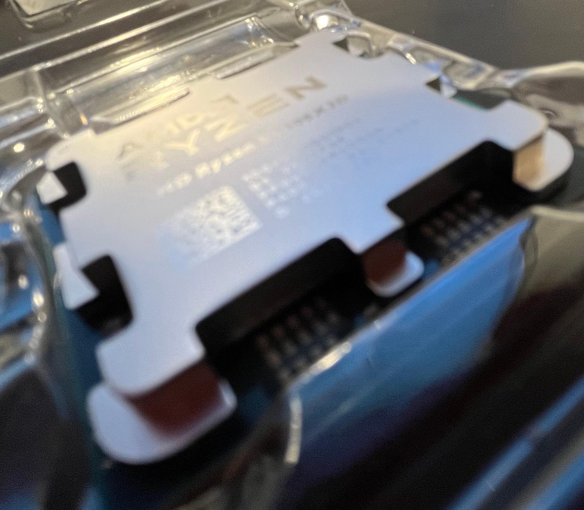 AMD Ryzen 5 7500X3D