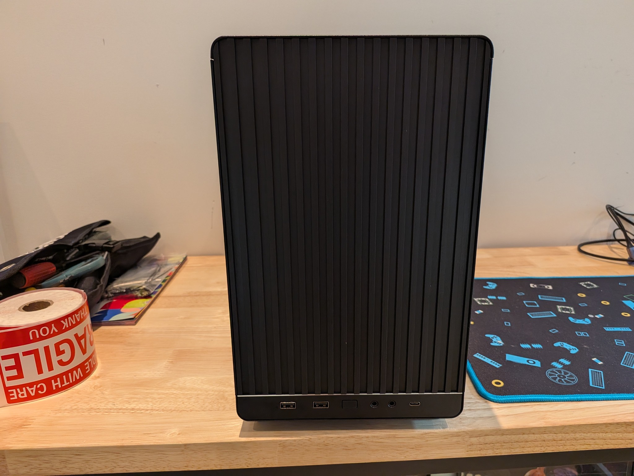 4K Mesh - RTX 5080, Ryzen 7 7800X3D, 64 GB DDR5 RAM, 2 TB Gen 4 NVME, Liquid Cooled, RGB