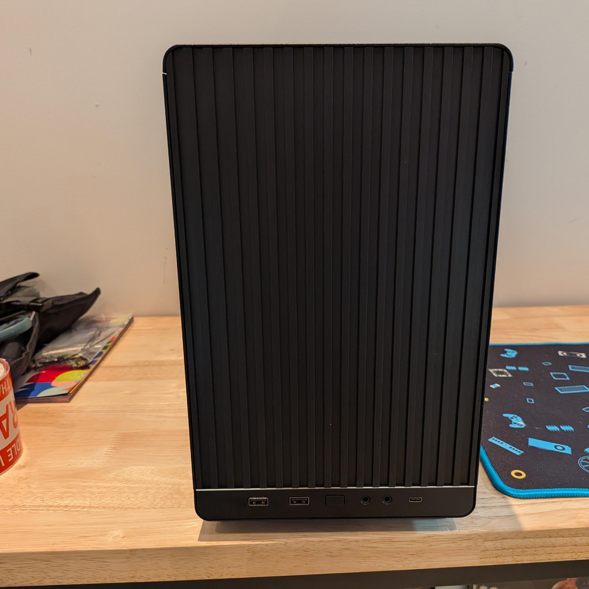 4K Mesh - RTX 5080, Ryzen 7 7800X3D, 64 GB DDR5 RAM, 2 TB Gen 4