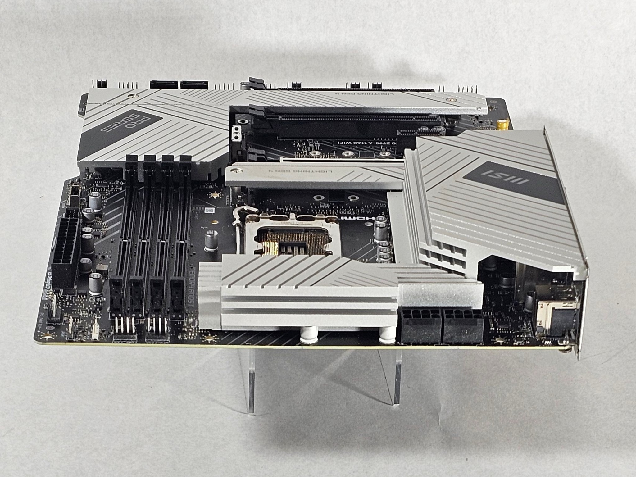 MSI PRO Z690-A MAX WIFI DDR5 LGA1700 ATX Motherboard
