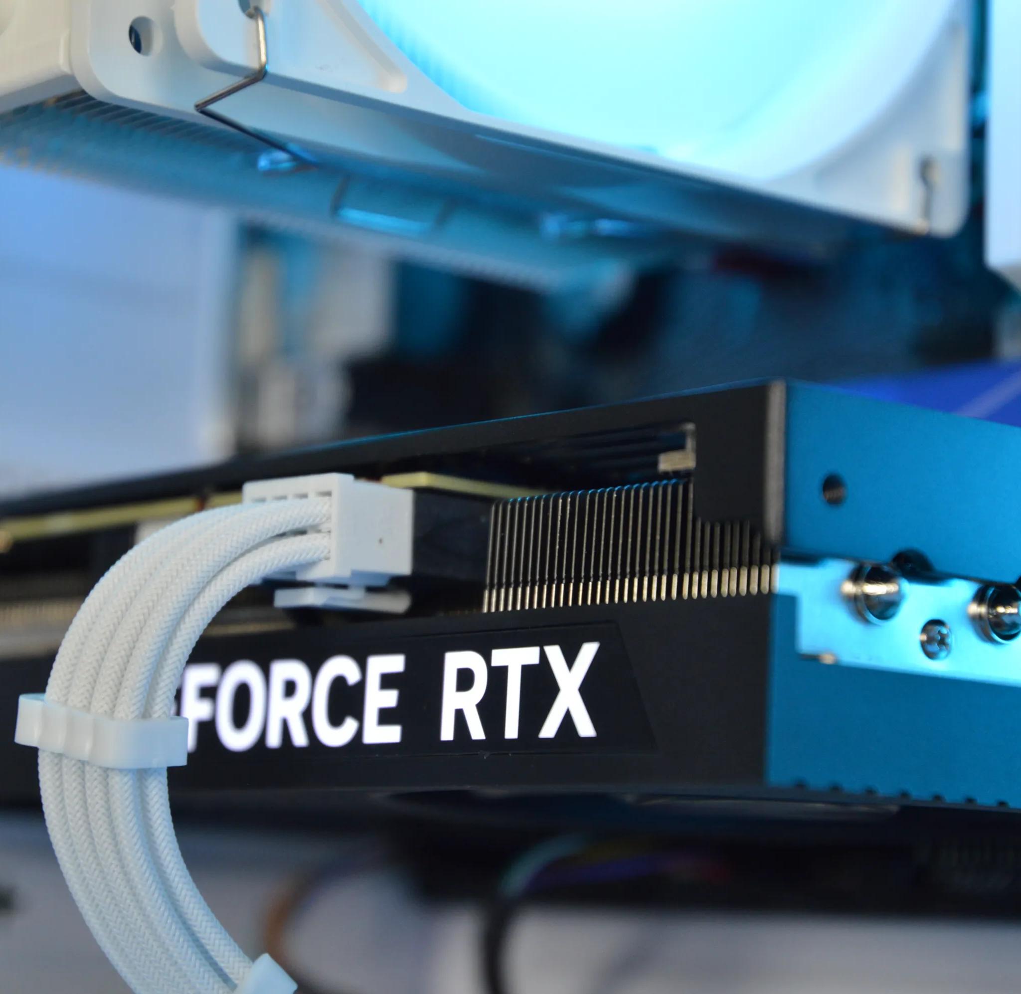 ❄️⬜| RTX 4060 Ti 8GB | RYZEN 5 5600 | 16GB DDR4 RAM | 1TB NVME SSD | Snow Box |