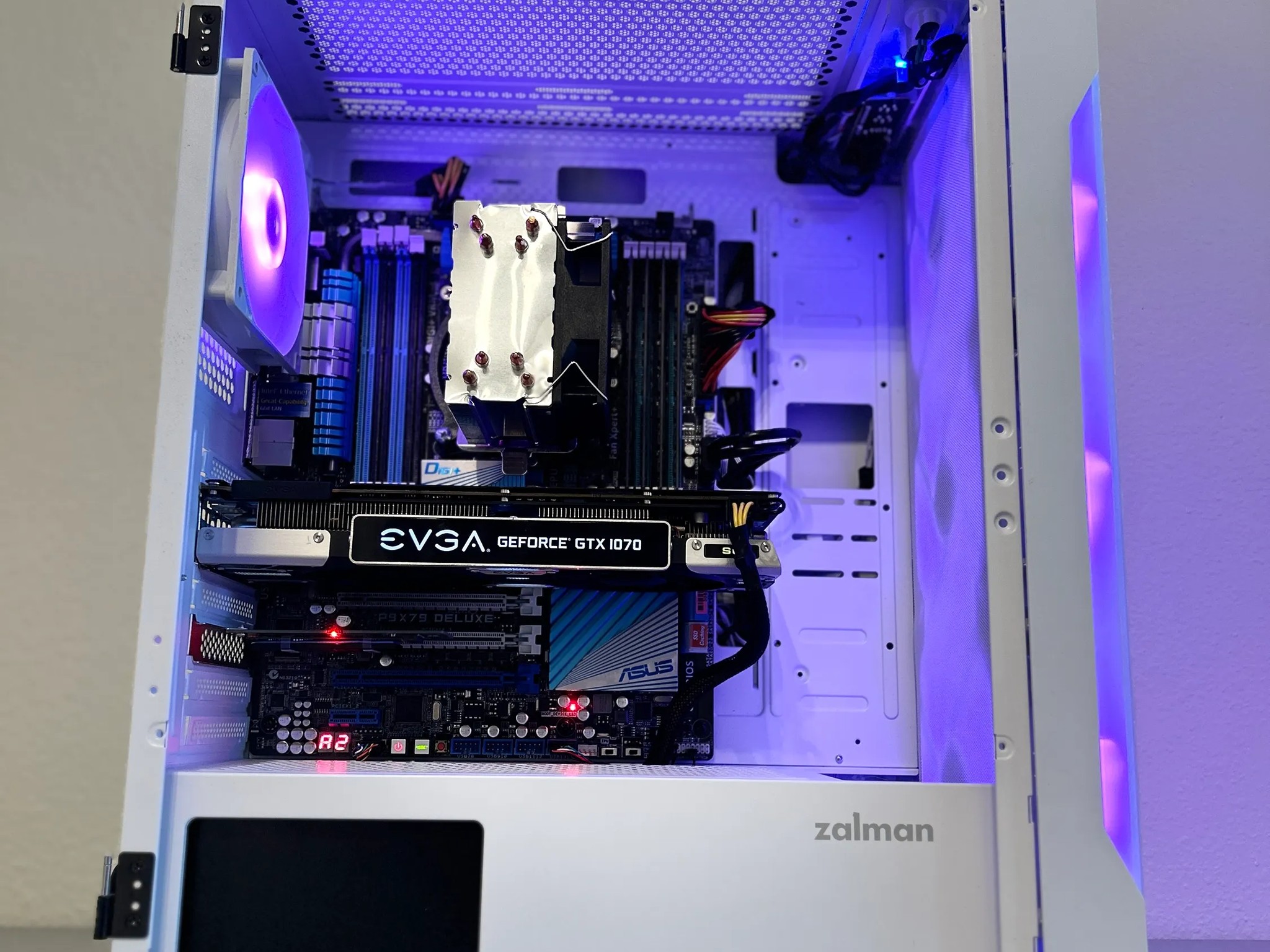 Intel i7 | Nvidia GTX 1070 8GB | 32GB Ram | 1TB Storage