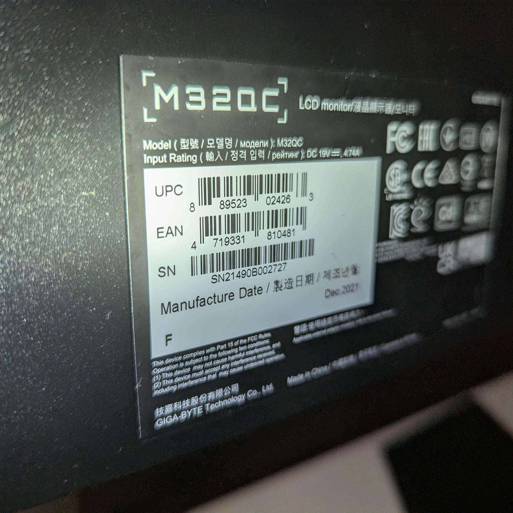 Gigabyte M32QC 32in 1440p 165hz 170hz oc 1ms 1500R curved