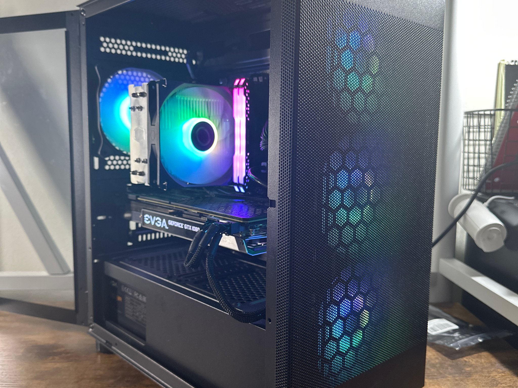 1080p Gaming PC | Geforce GTX 1080 | Intel i5 10400F | Patriot 1TB NVME SSD | 16GB DDR4 ARGB RAM