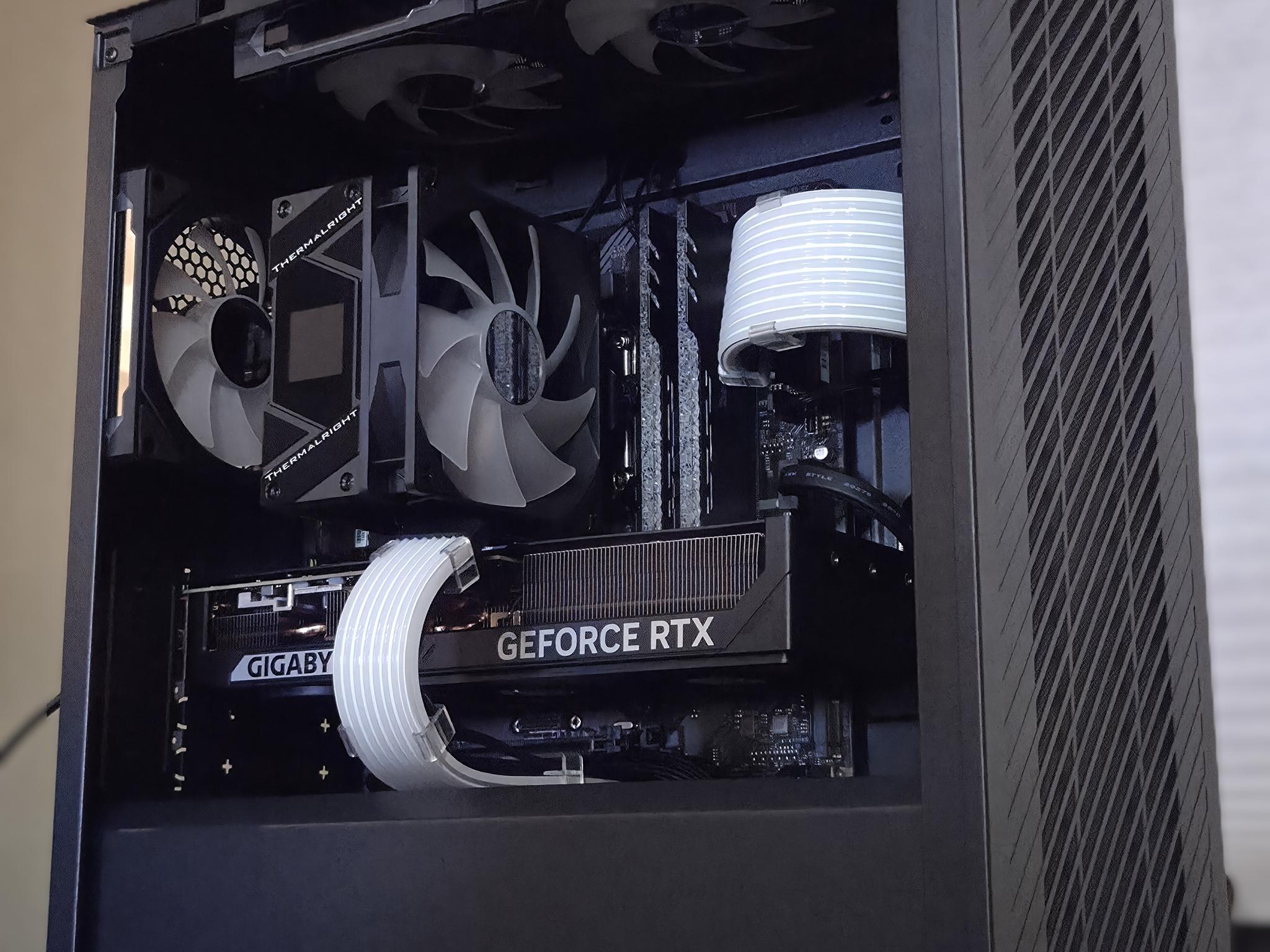 Zephyr!⚡| RTX 5070 DDR5 Gaming PC | Intel Core i5-14500 | 32GB DDR5 | 1TB NVMe | LCD Display!