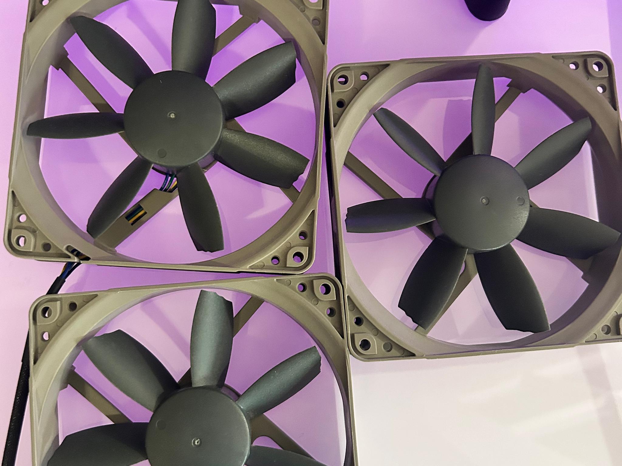 Noctua NF-S12B redux 1200 RPM 3X