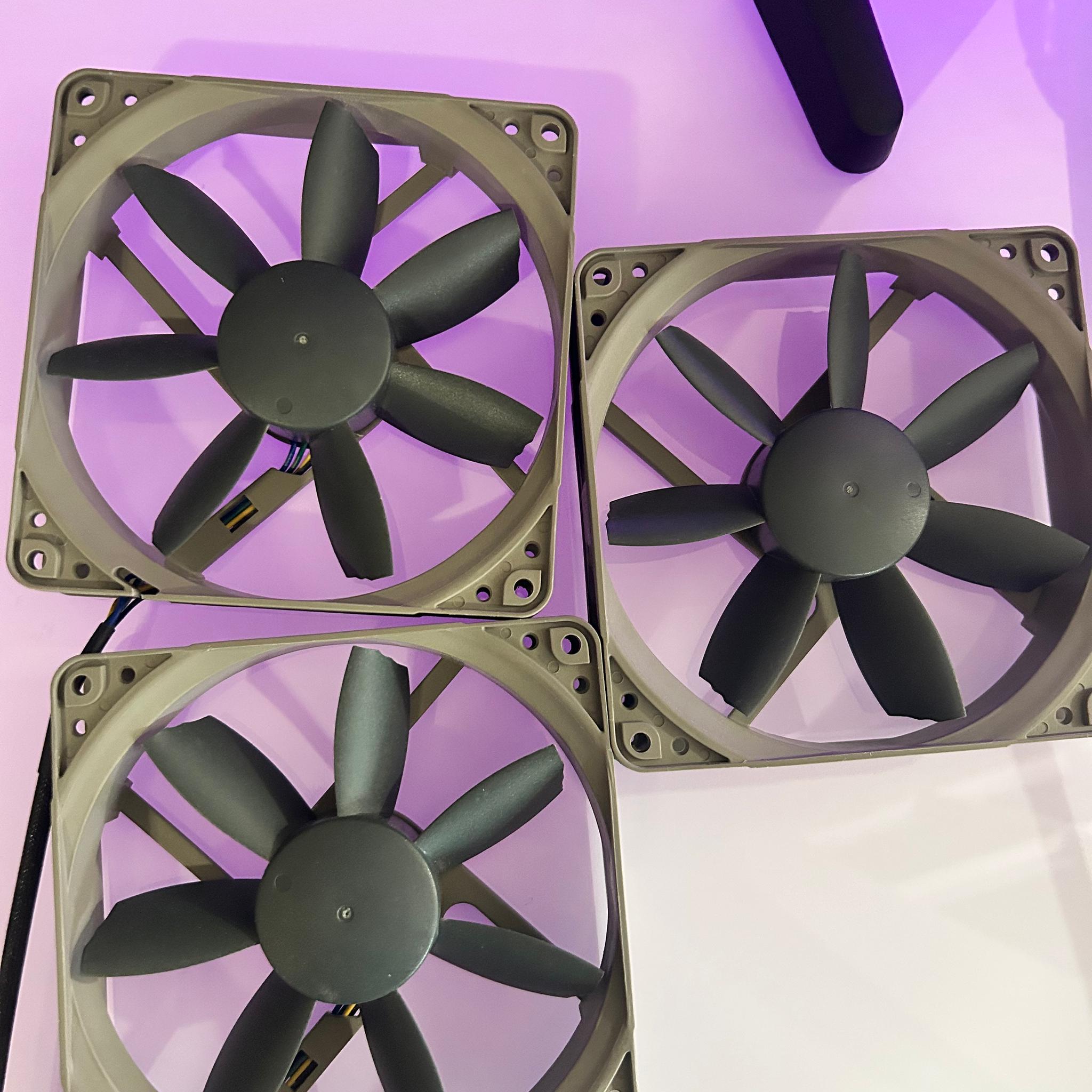 Noctua NF-S12B redux 1200 RPM 3X
