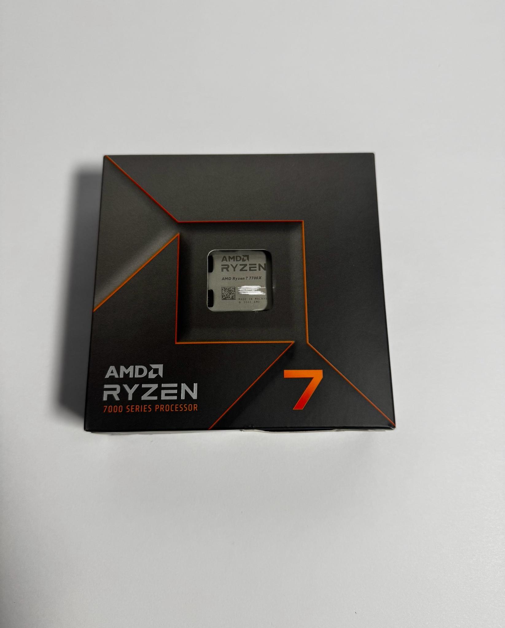 AMD Ryzen 7 7700X 8-Core, 16-Thread Unlocked Desktop Processor
