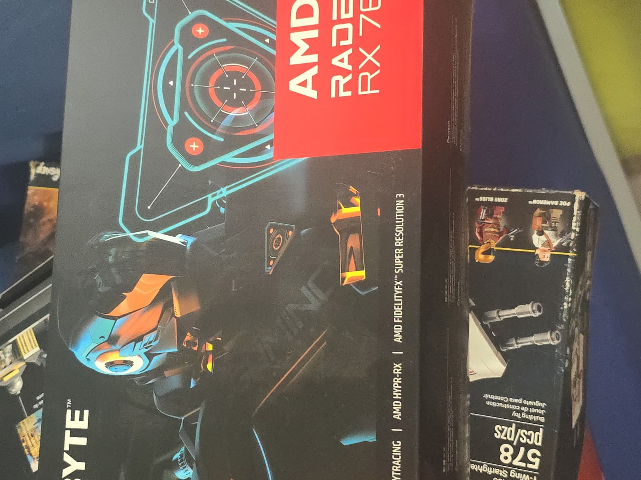 Gigabyte Radeon RX 7600 XT GAMING OC 16G