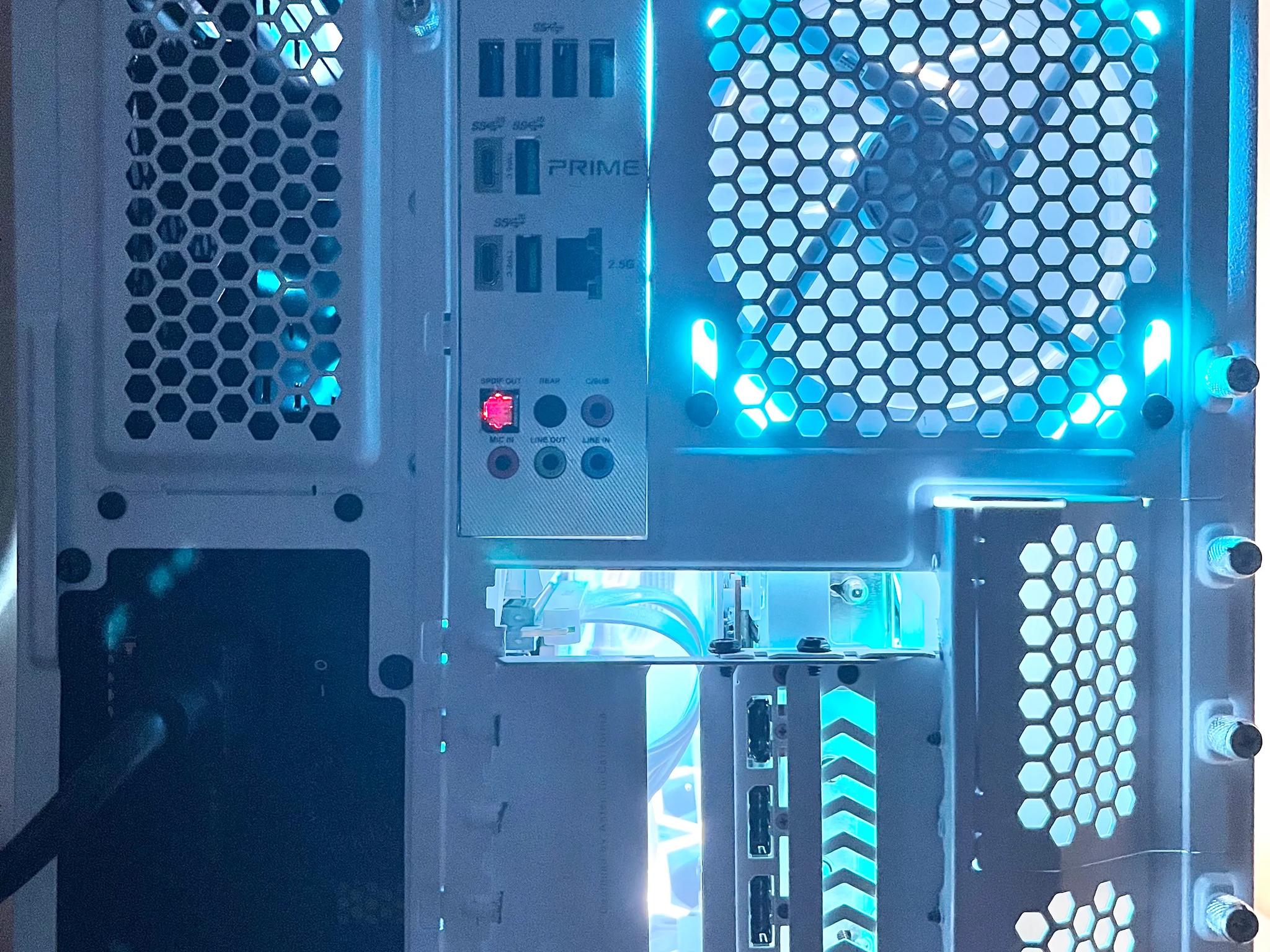 Deep Ice ❄ - 13700k 7900XTX 32GB DDR5 2TB Custom Gaming PC