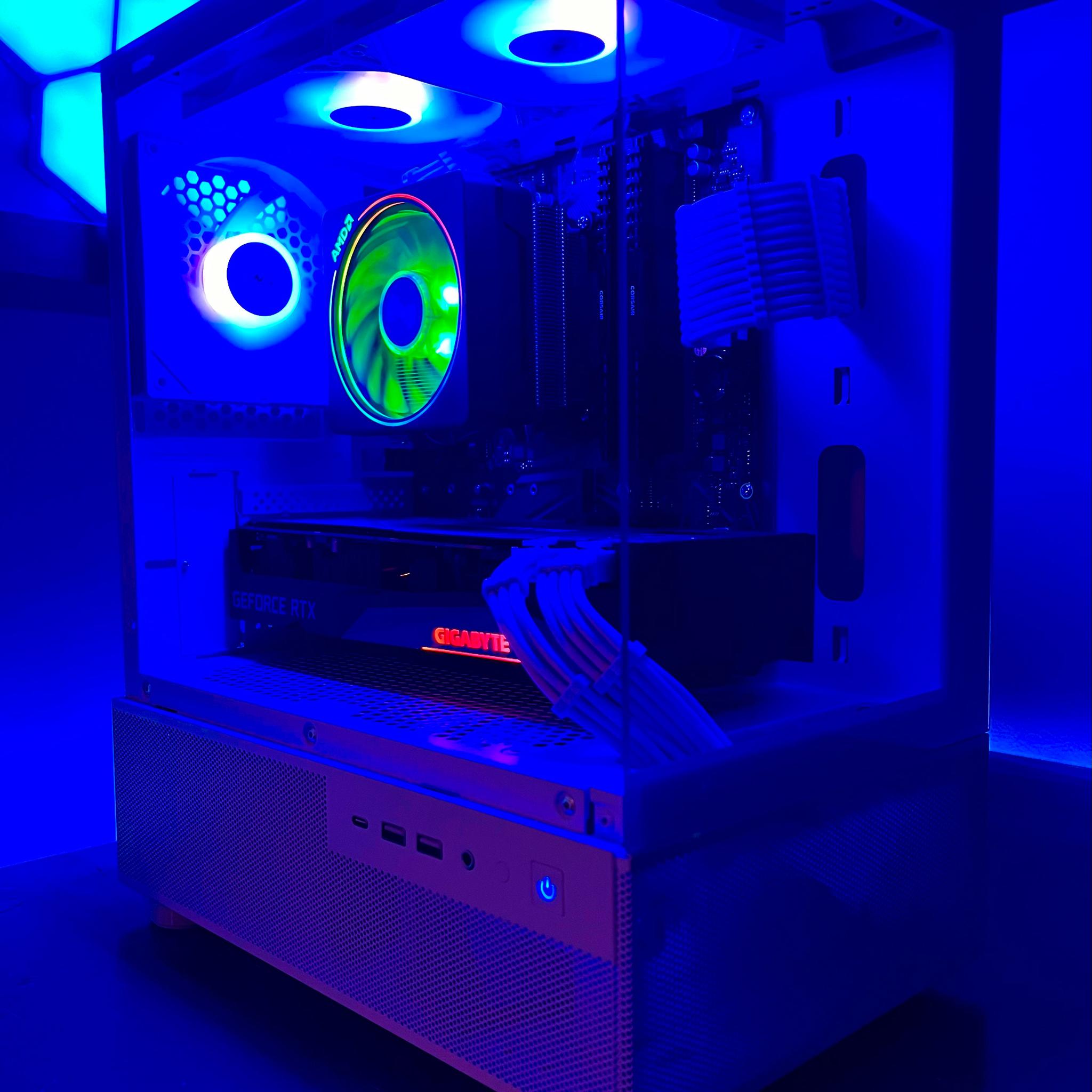 Gaming PC: RTX 3070 - Ryzen 5 5600