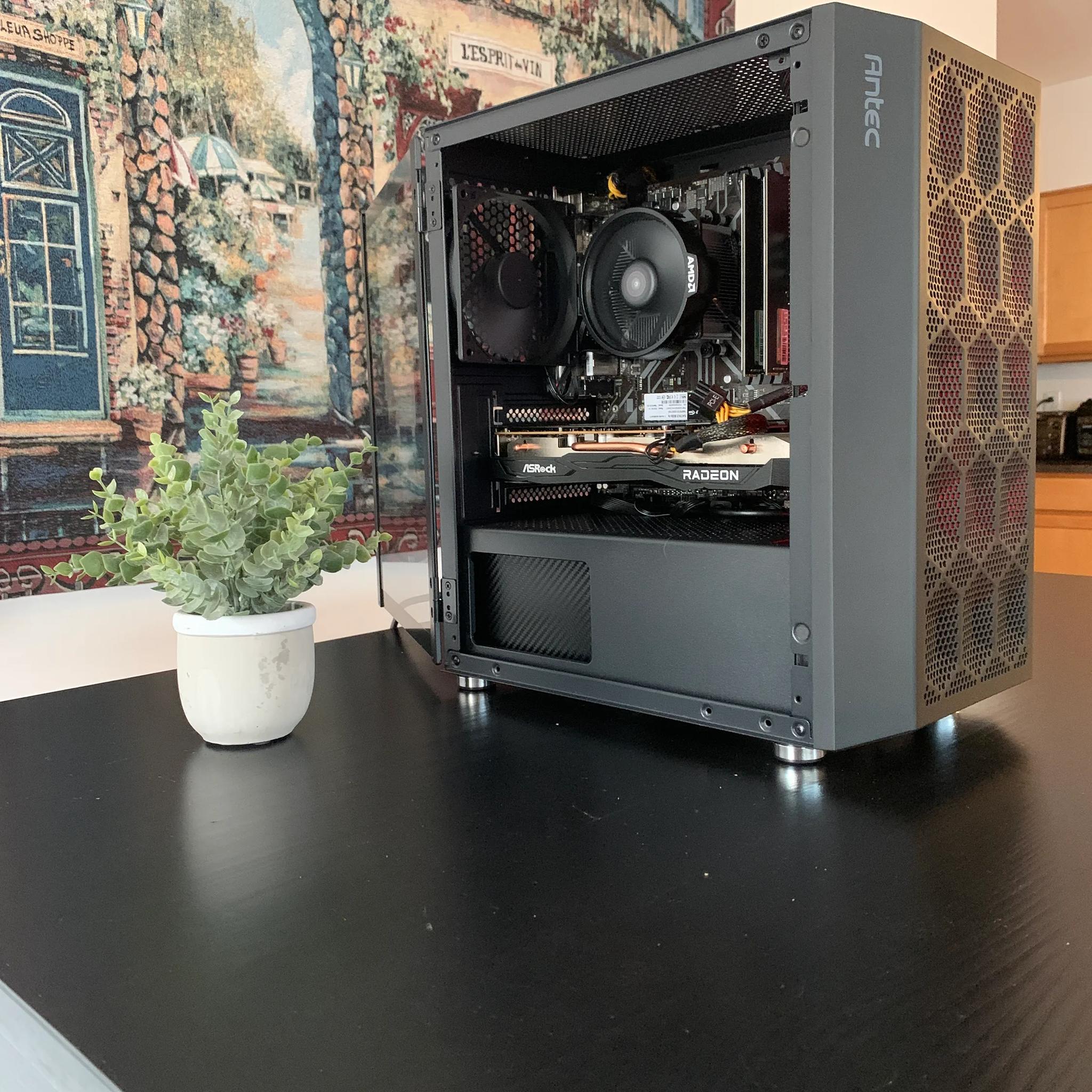 Mid Level Gaming PC Ryzen 3600 RX 6600XT