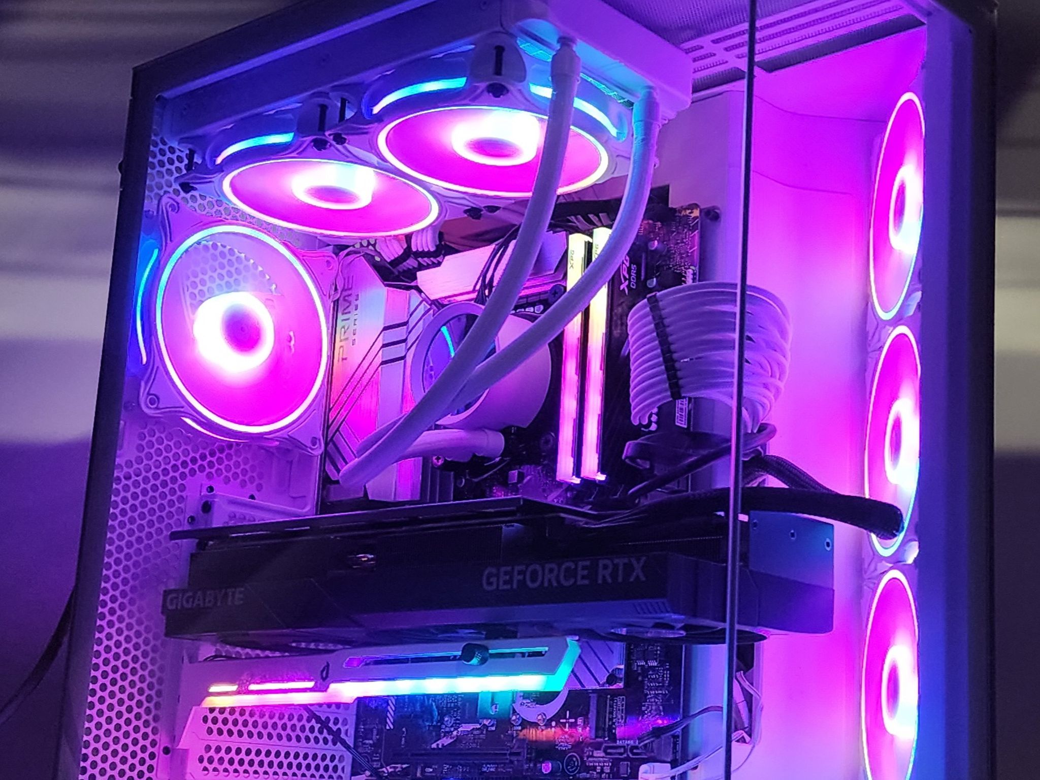 Gaming PC i7-14700KF 32GB RAM 2TB SSD RTX 4070 Ti SUPER 16GB Win11 Computer