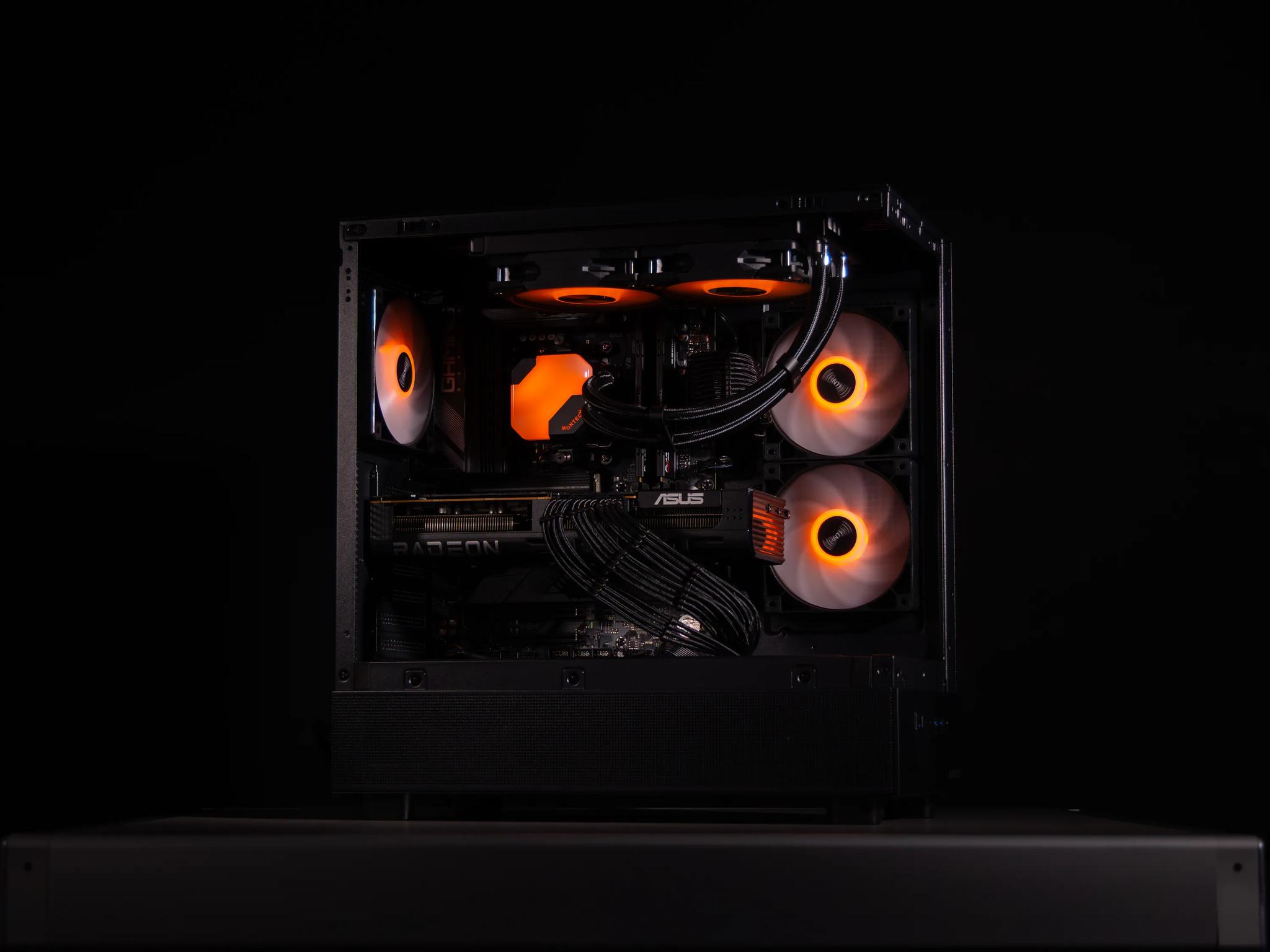 💥 Blitz 💥  RX 9070 XT / AMD R7 9700X / 1TB NVME / 32GB DDR5 RAM / 240 AIO / Windows 11 Pro