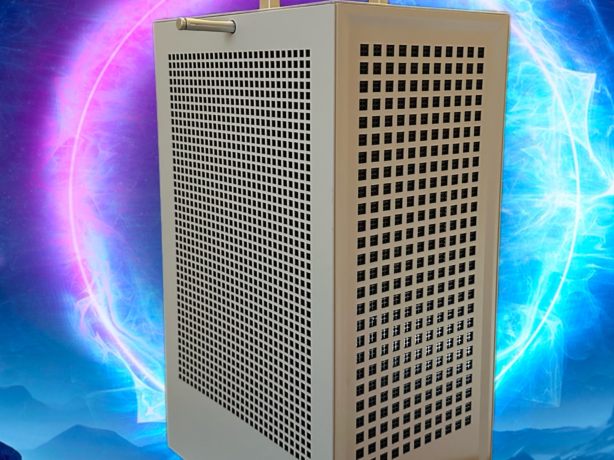 RTX 5070 Ti | Ryzen 5 7600X3D | B650i WiFi 6E | 32G DDR5 | 2TB SSD | 🚛The Portable Battlestation🚛
