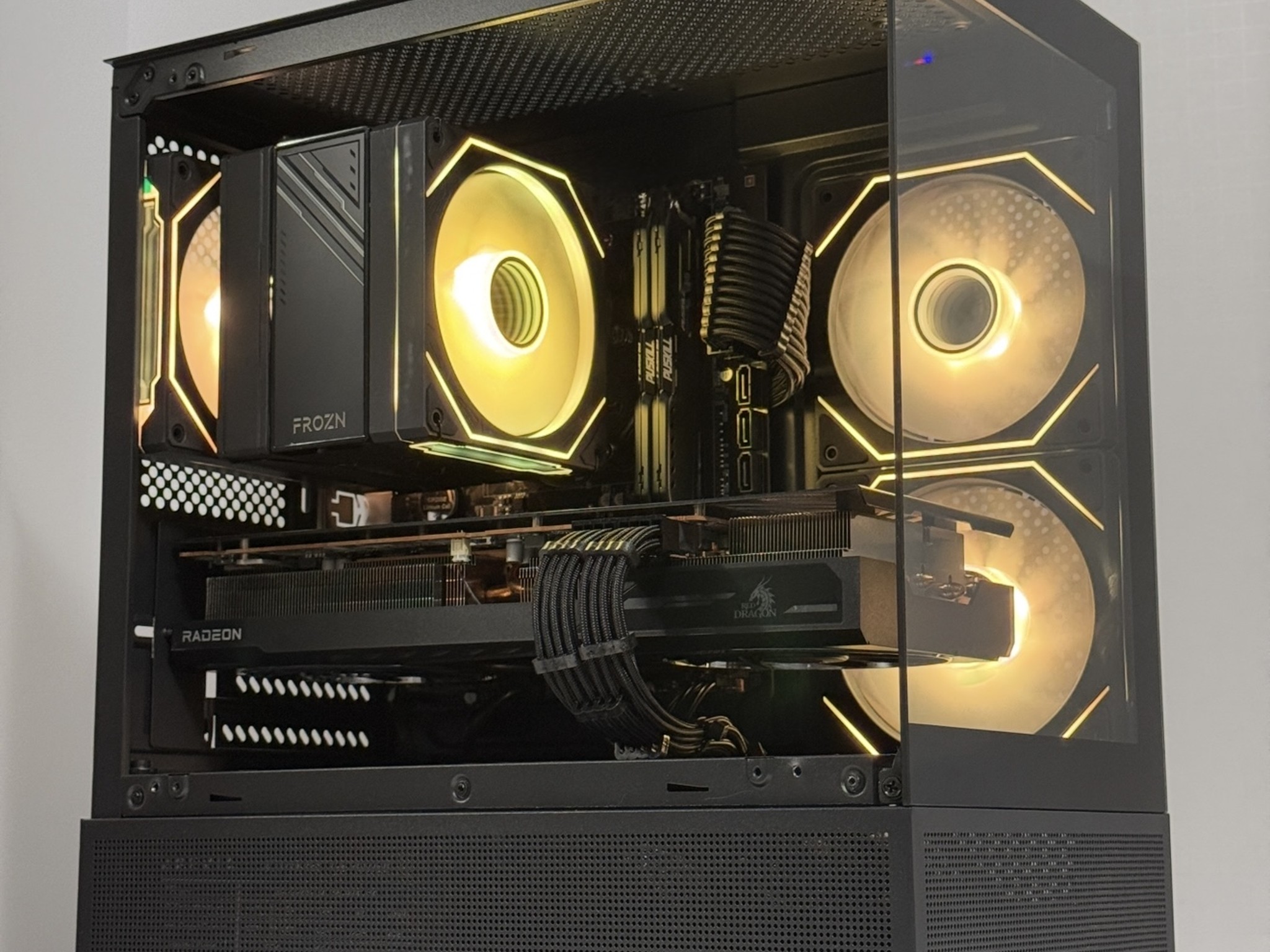 ⛽️CRIMSON PHANTOM⛽️ 1440P | RX 6800 | RYZEN 5 5600X | 1TB NVME