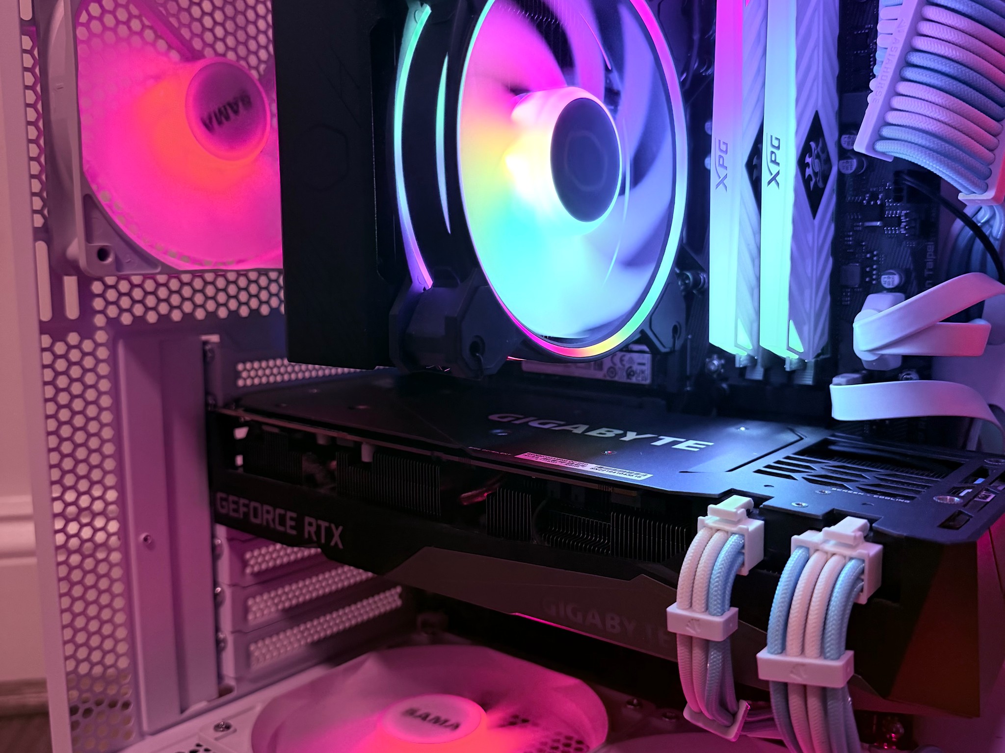 ❄️"Arctic Whisper"❄️| 1080/1440p Gaming | Intel i7 12700K | RTX 3070 | 32GB RAM | 512GB Storage