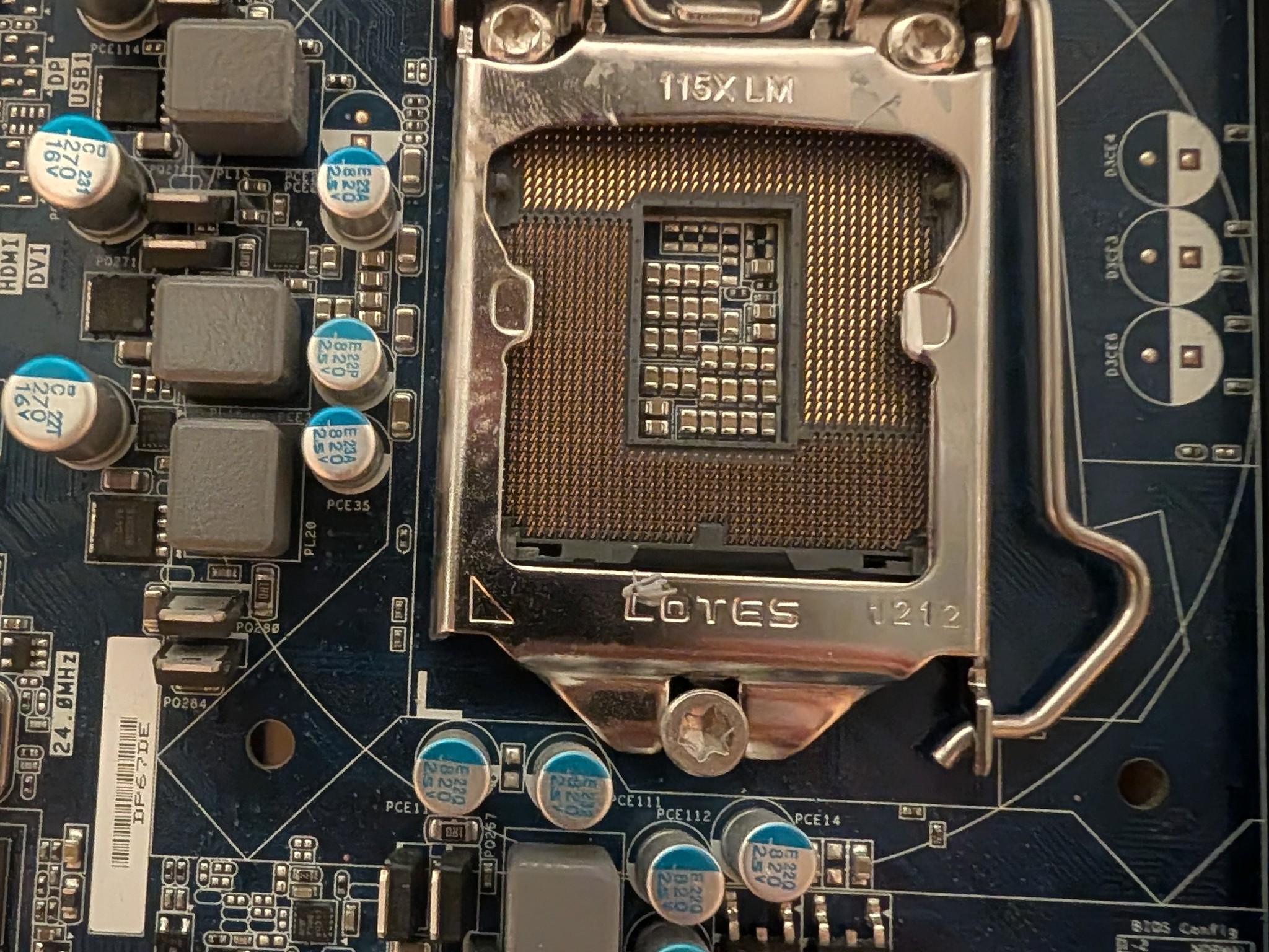 Intel LGA 1155 Motherboard w/ IO Shield