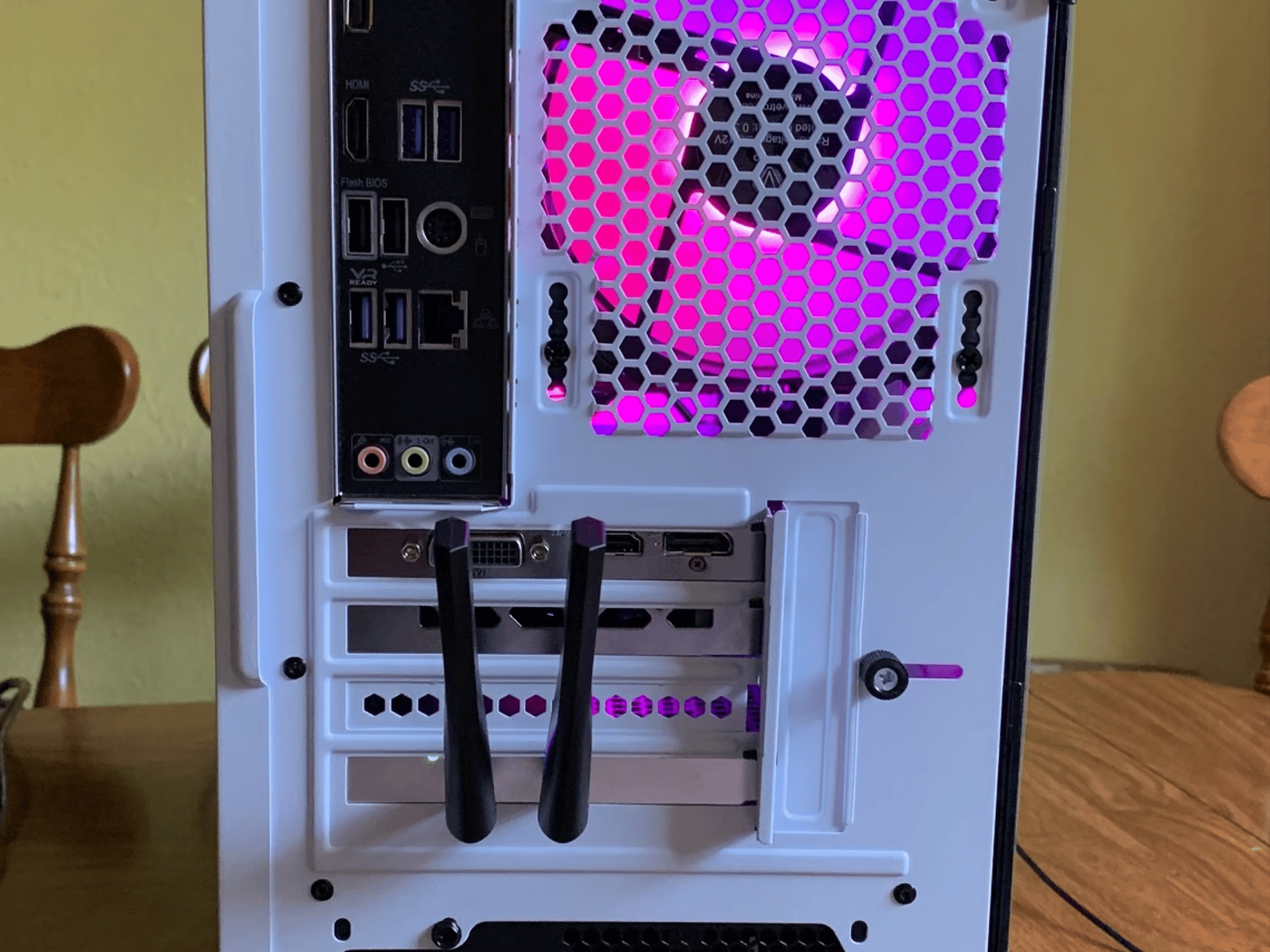🔥 INSANE BANG FOR YOUR BUCK custom compact gaming/streaming/editing PC w/clean argb aesthetics 🔥