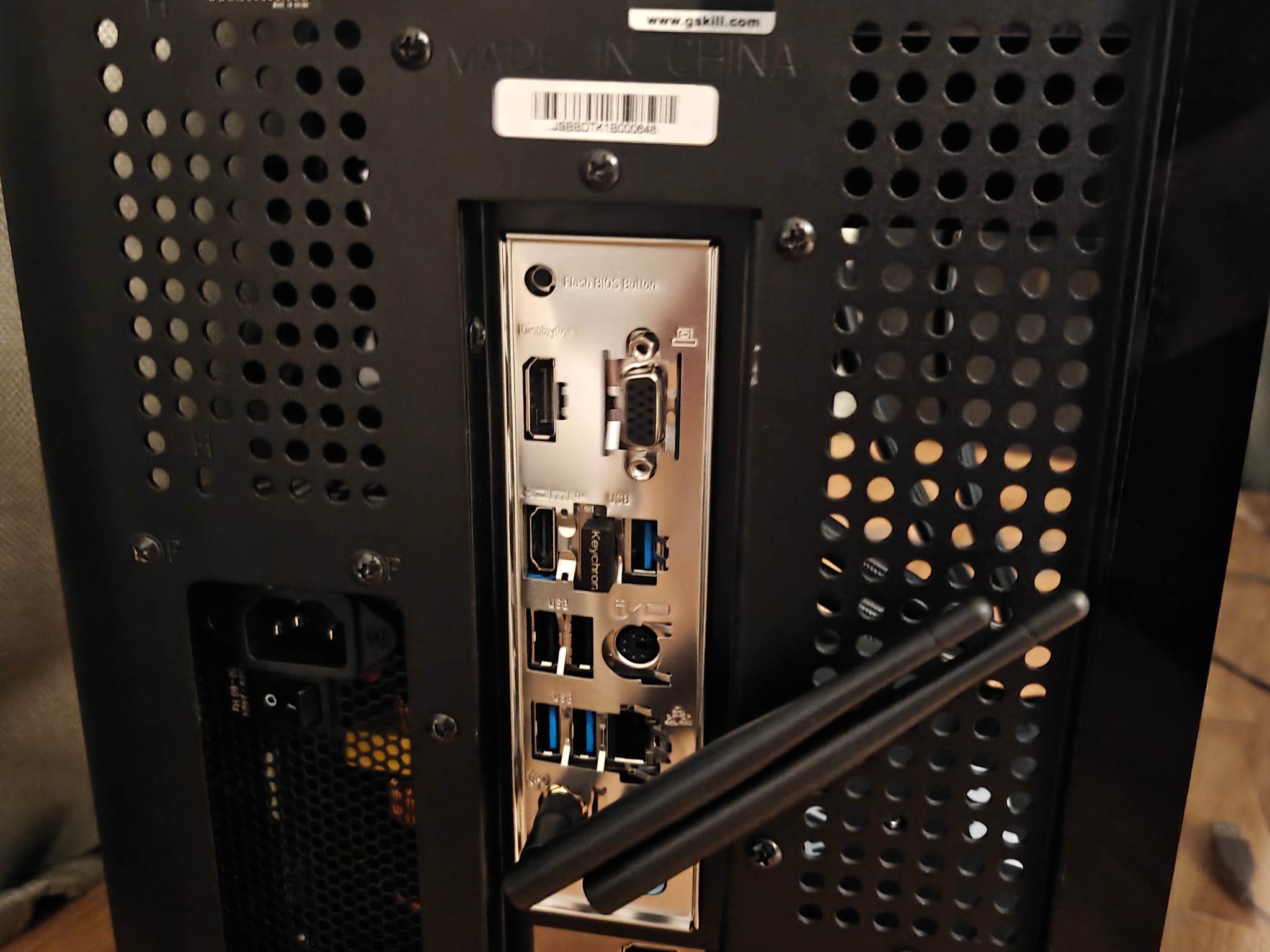 Petite Power Tower Gaming PC - Ryzen 5 5500X3D, 5060 Ti 8 GB, 1 TB M.2 SATA, 32 GB DDR4 3600