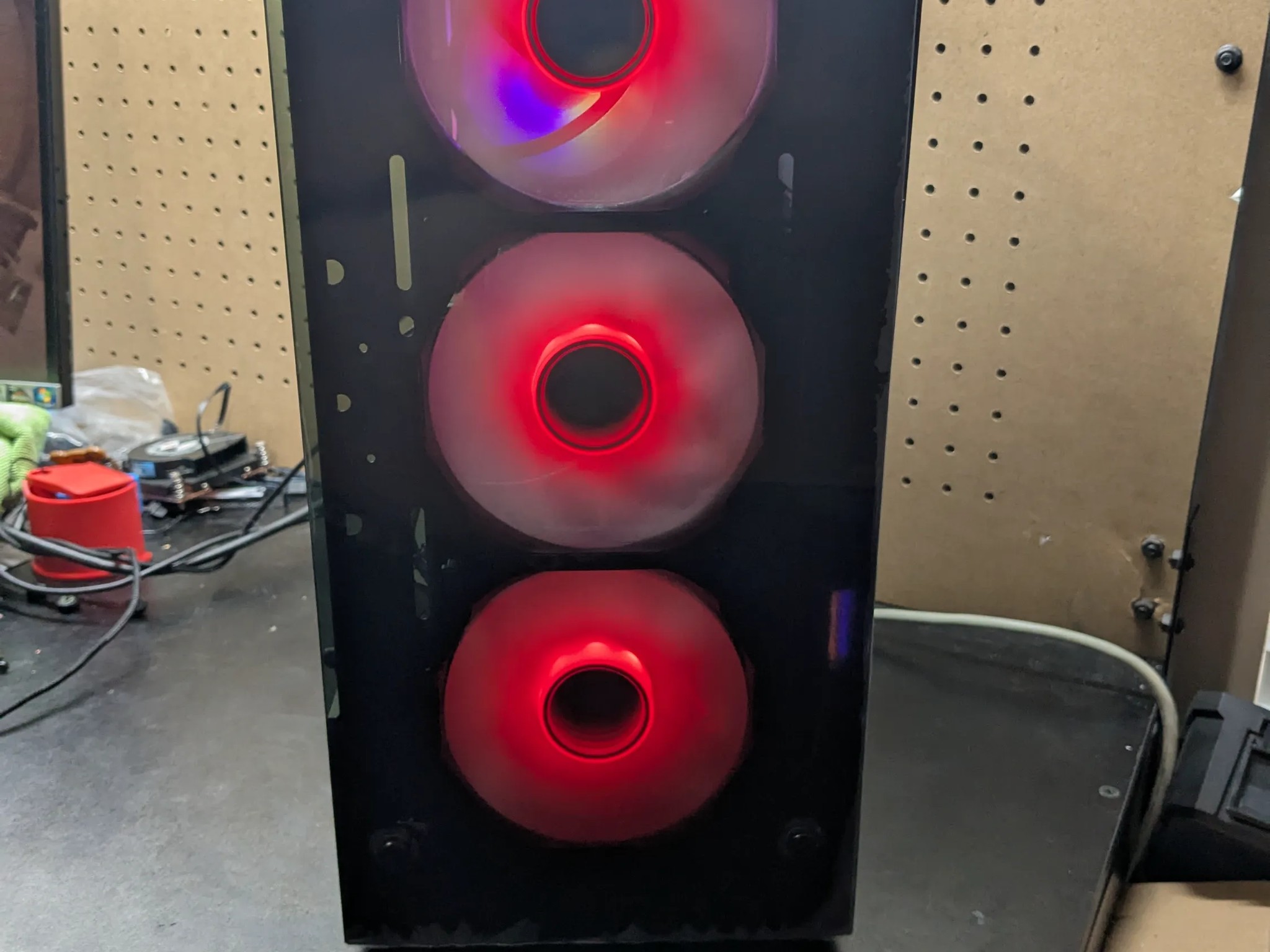 100 FPS Fortnite | 180 Day Warranty | Xeon (same as i7), 16GB RAM, 480GB SSD, RX 570, Win10, Wifi