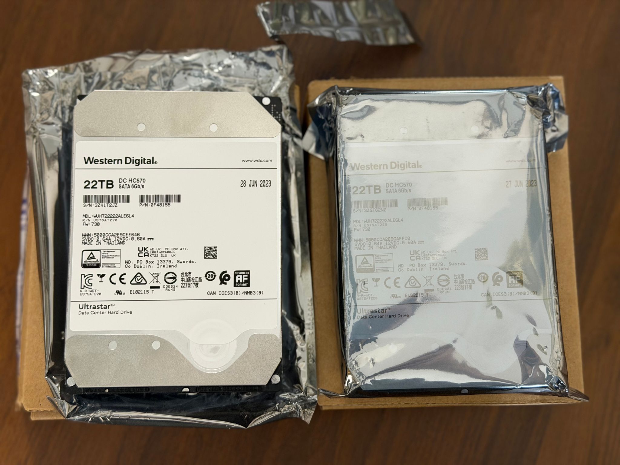 2x 22TB WD Ultrastar HC570
