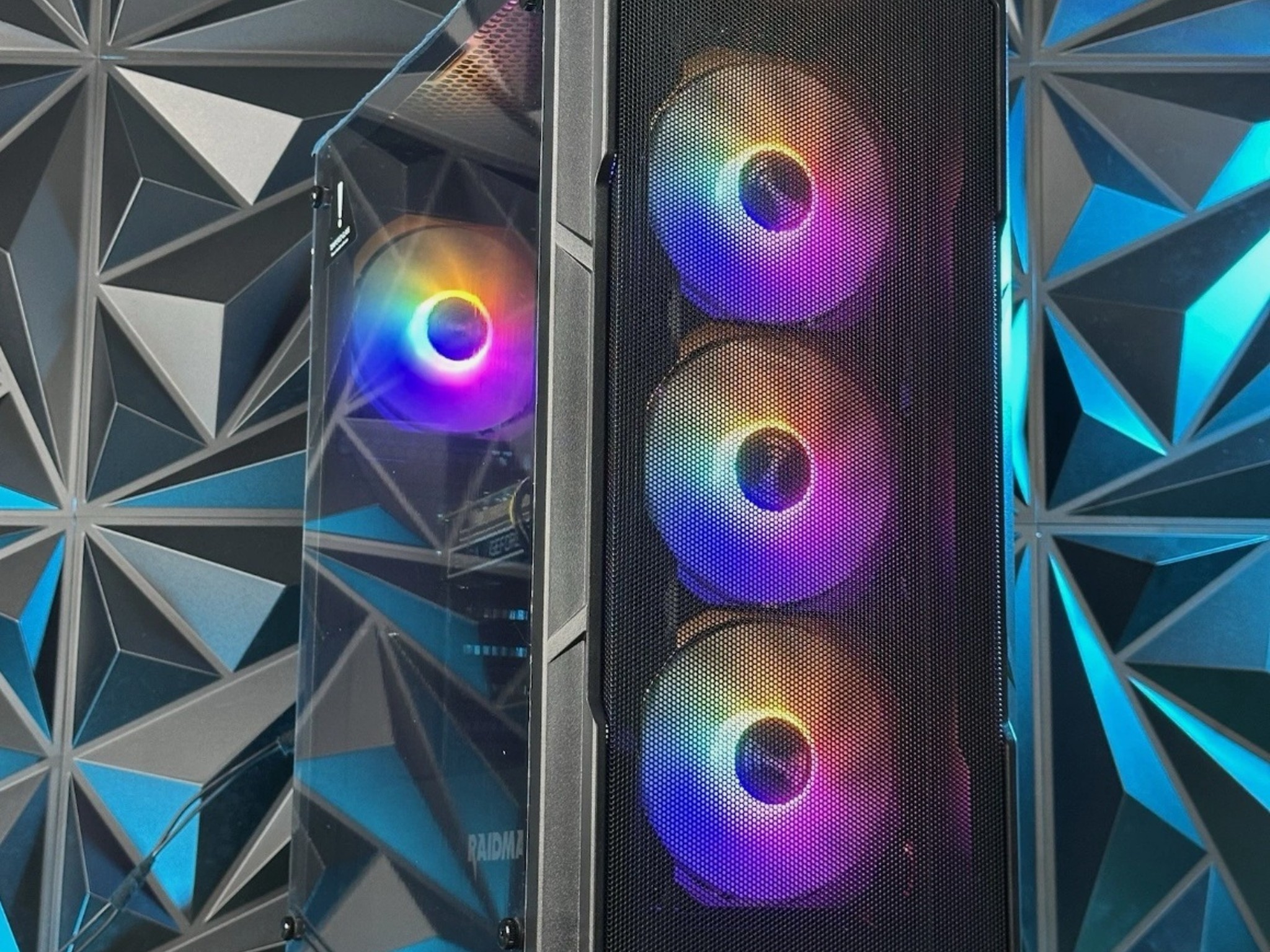 Nvidia RTX 5060 | Intel core i7 3.4ghz | 32GB RAM | SSD+1TB | Wi-Fi/BT | Win 11 - Custom ...