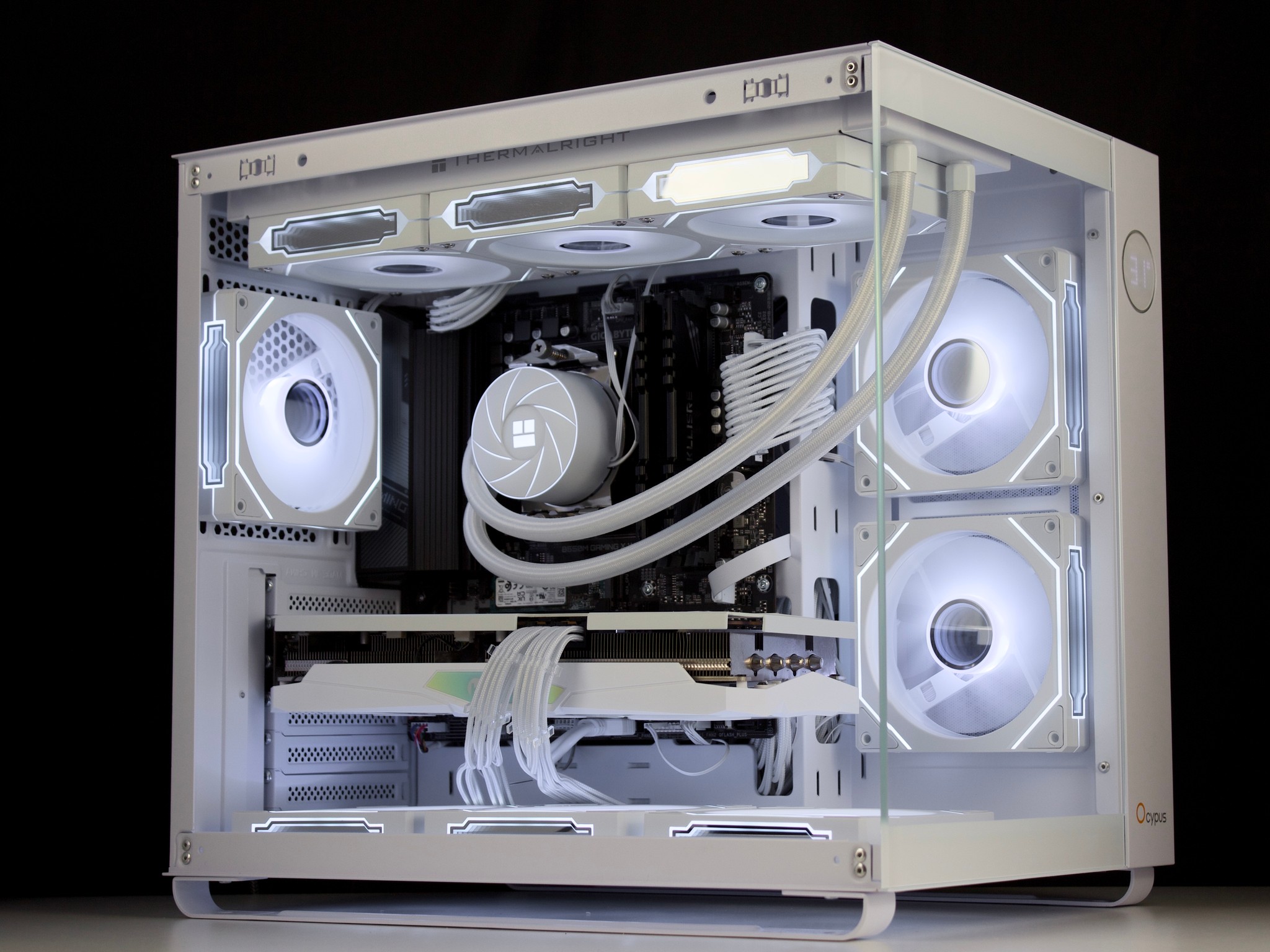 ❄️💎- Whiteout 1440P Gaming PC | RTX 3080, Ryzen 7 5700X, 32GB RAM, 1TB NVMe SSD ❄️💎