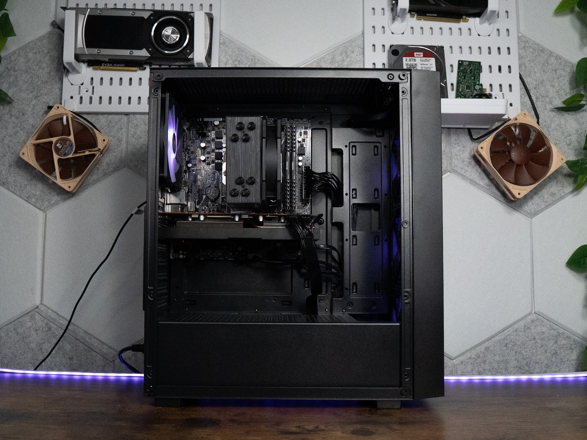 🌌🛰️ | RADEON RX 5700XT 8GB | RYZEN 7 2700X | 16GB DDR4 RAM | 1.5TB | Y2K Hero BRONZE