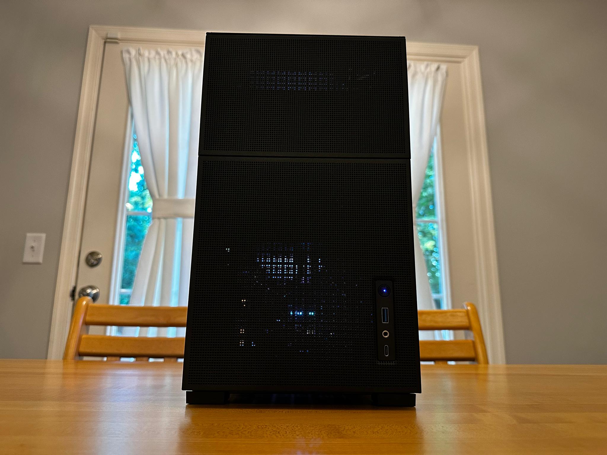 🎃😷| EVGA RTX 3090 FTW3 Ultra 24gb, AM5 7600x, 32gb DDR5, 2tb Gen 4.0 NVMe, Gaming and Streaming PC