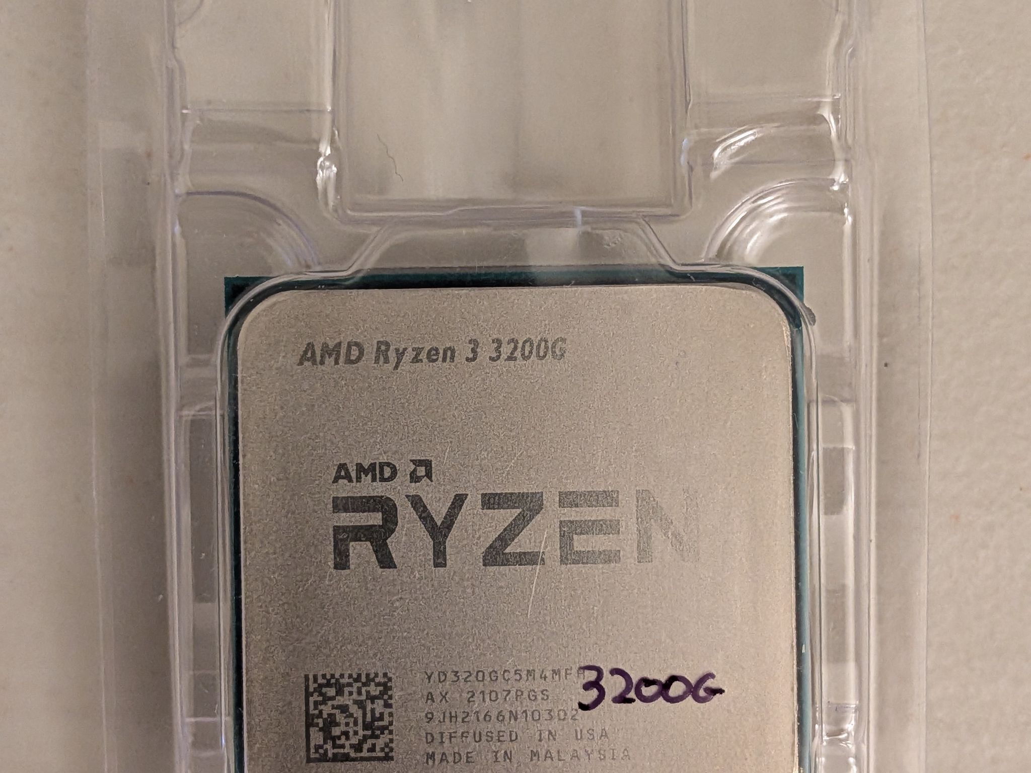 AMD Ryzen 3200G AM4 CPU | Quad-Core Processor with Radeon Vega 8 Graphics | Fully Tested