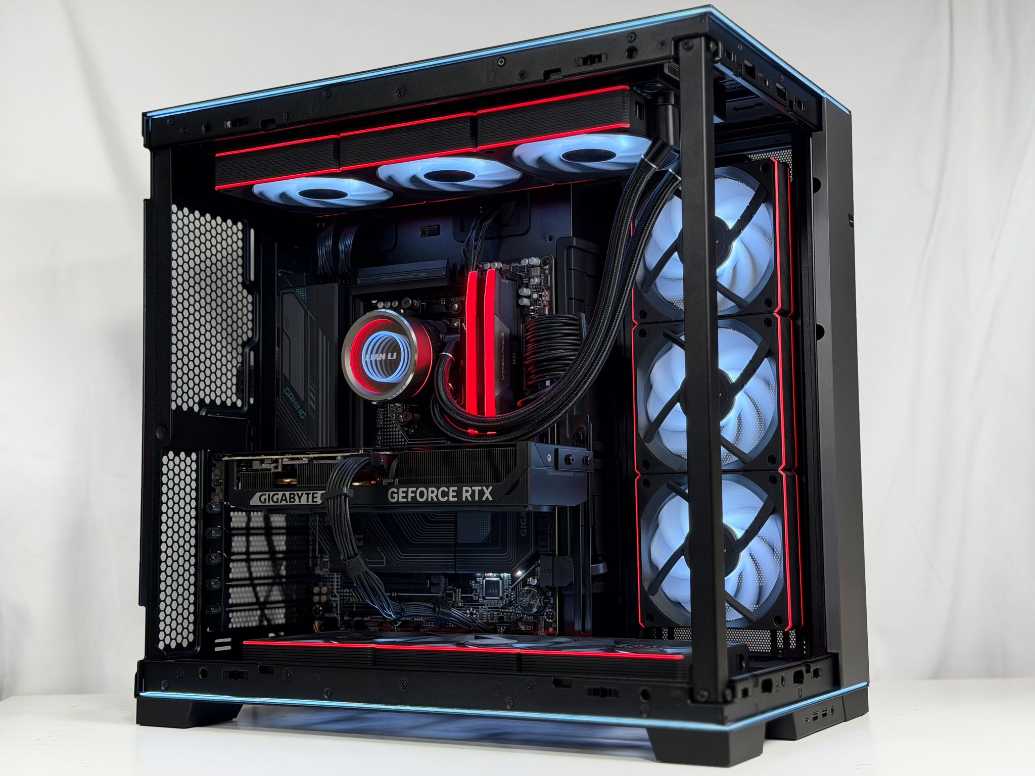 1440p Crusher - RTX 5070 | Ryzen 7 7700X | 2TB SSD | 32GB DDR5