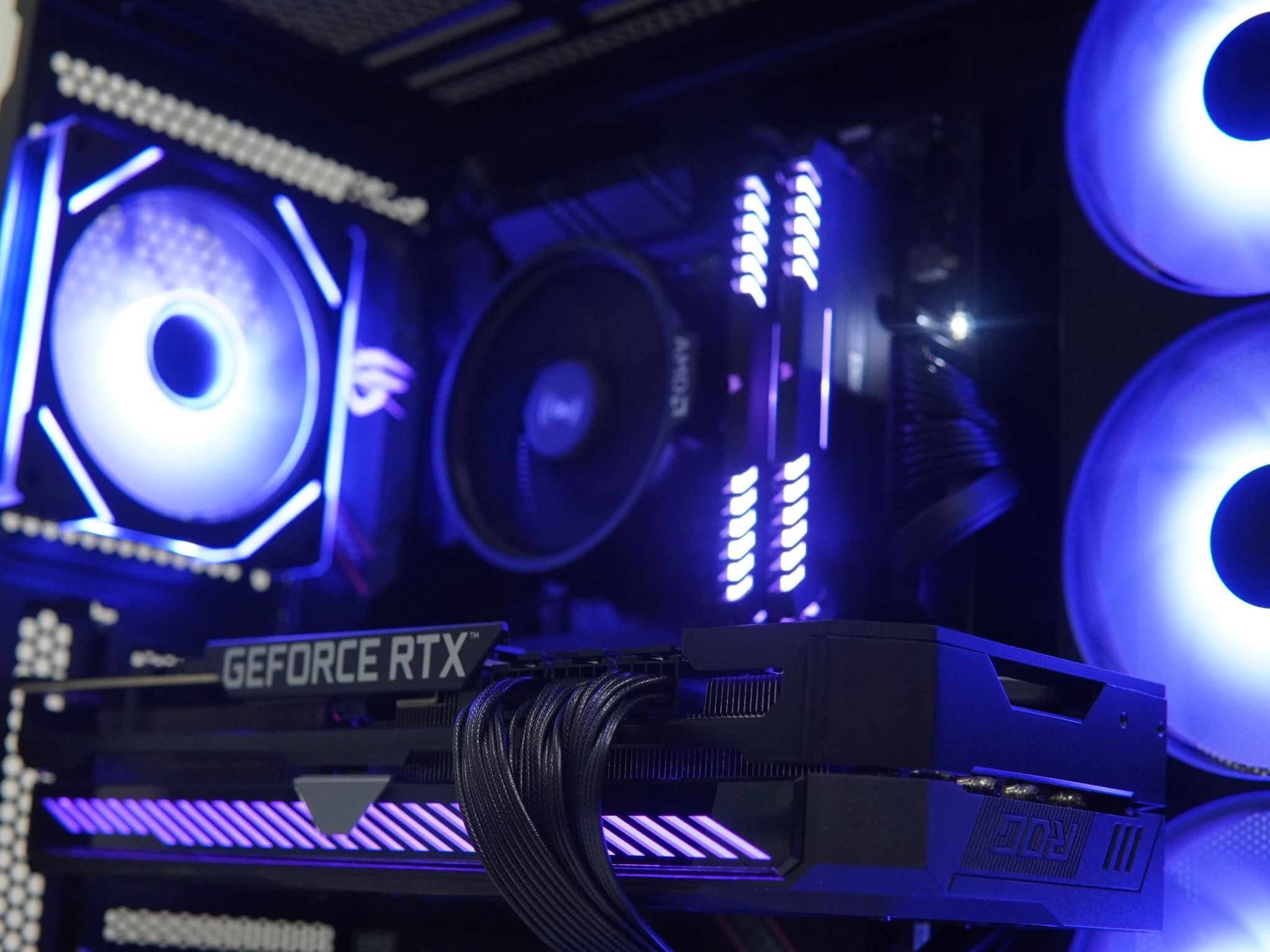 ROG Strix RTX 3080, Ryzen 5 5600 Gaming PC