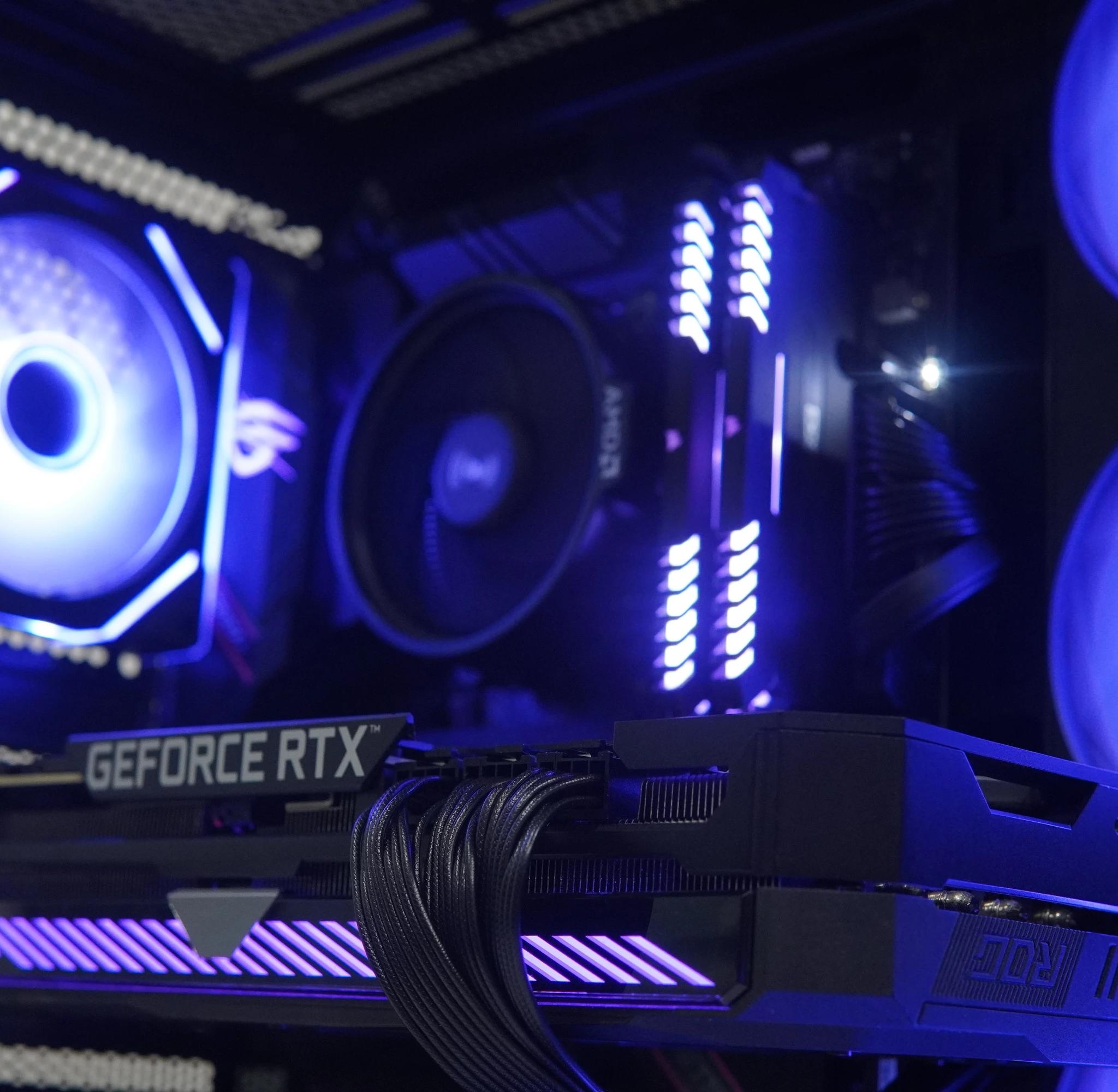 ROG Strix RTX 3080, Ryzen 5 5600 Gaming PC
