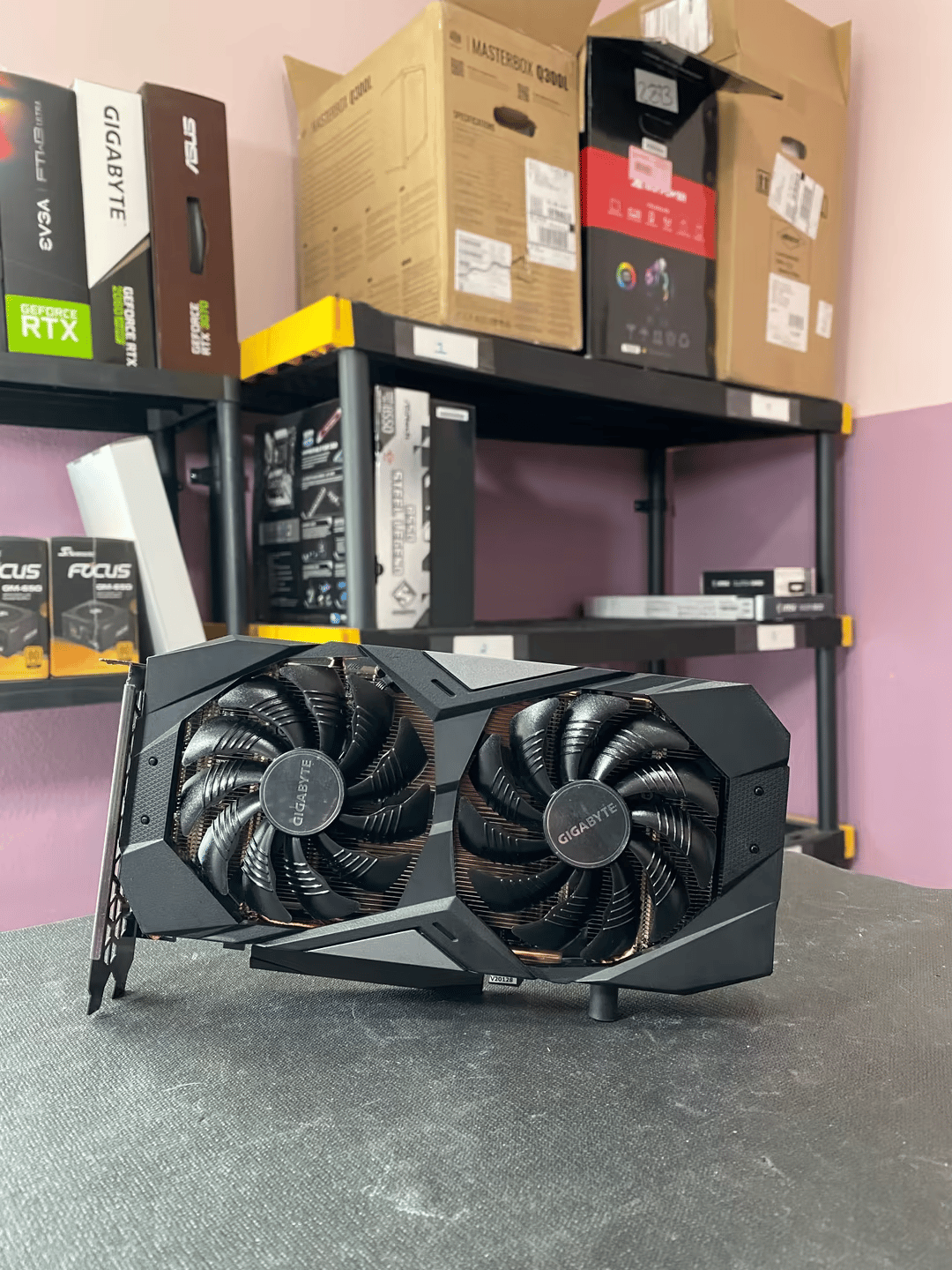 Manufacture Refurbished GIGABYTE RX 5500XT 4GB