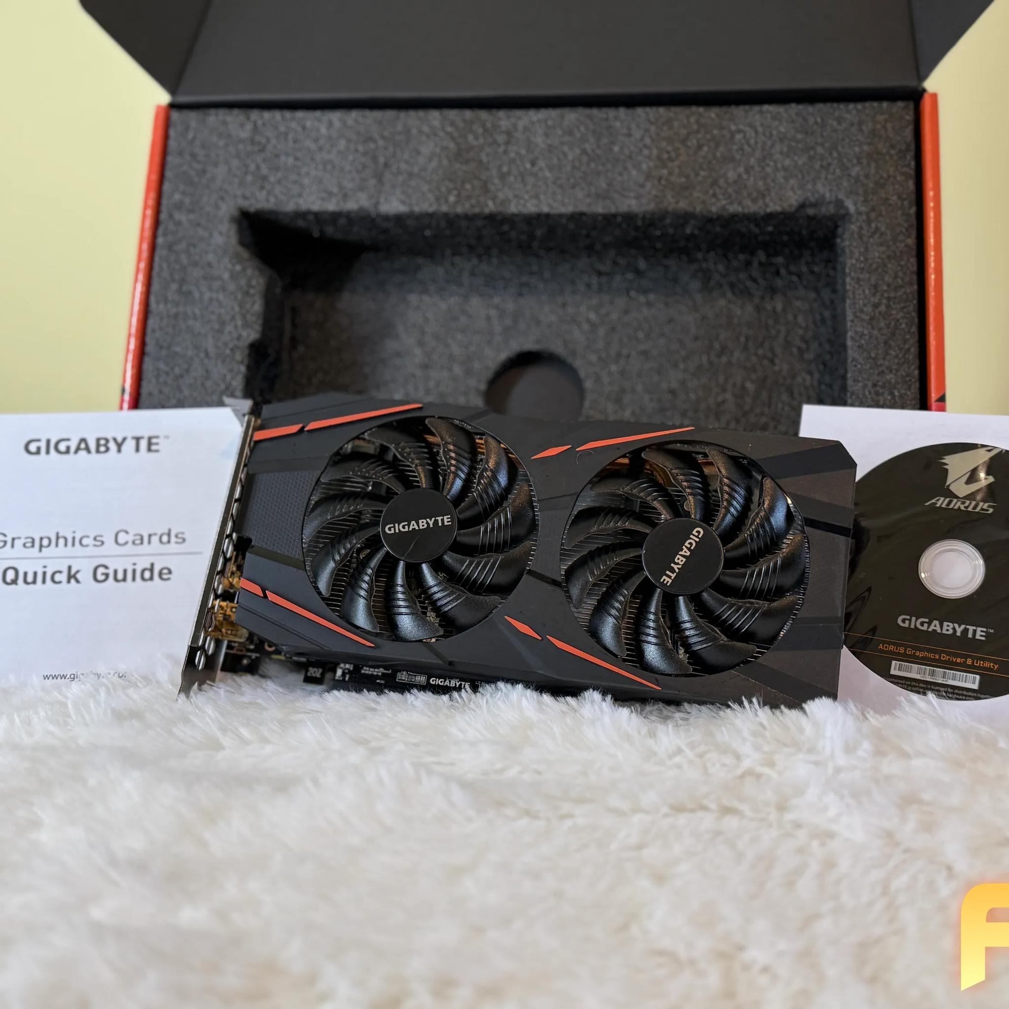 Radeon RX 580 8GB | Gigabyte GAMING Model | 8 GB VRAM | USED | Original Packaging | 1080p Ready