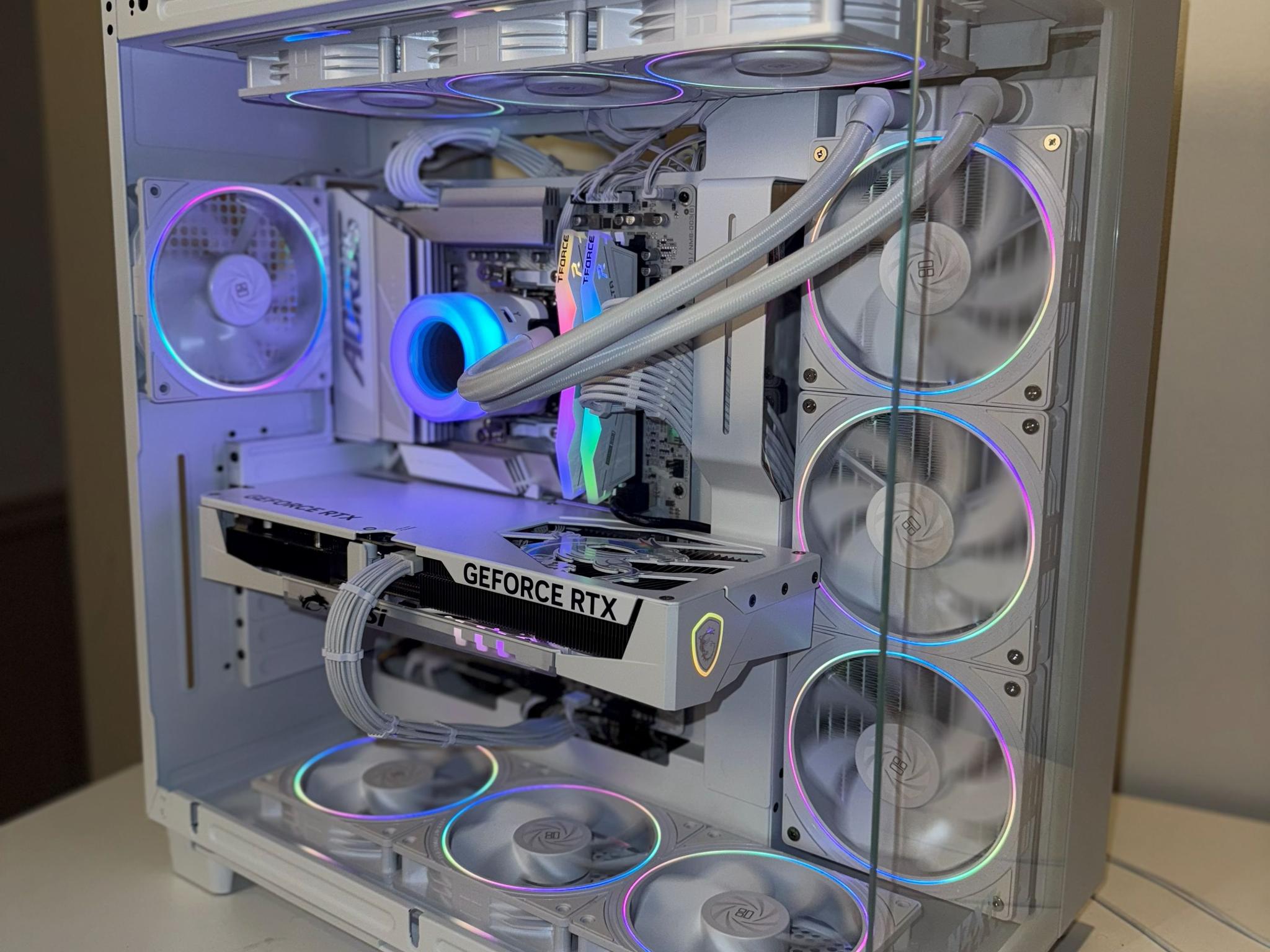 RTX 5070 Ti | Ryzen 7 7800X3D | 32gb DDR5 | 1tb NVME 🧊