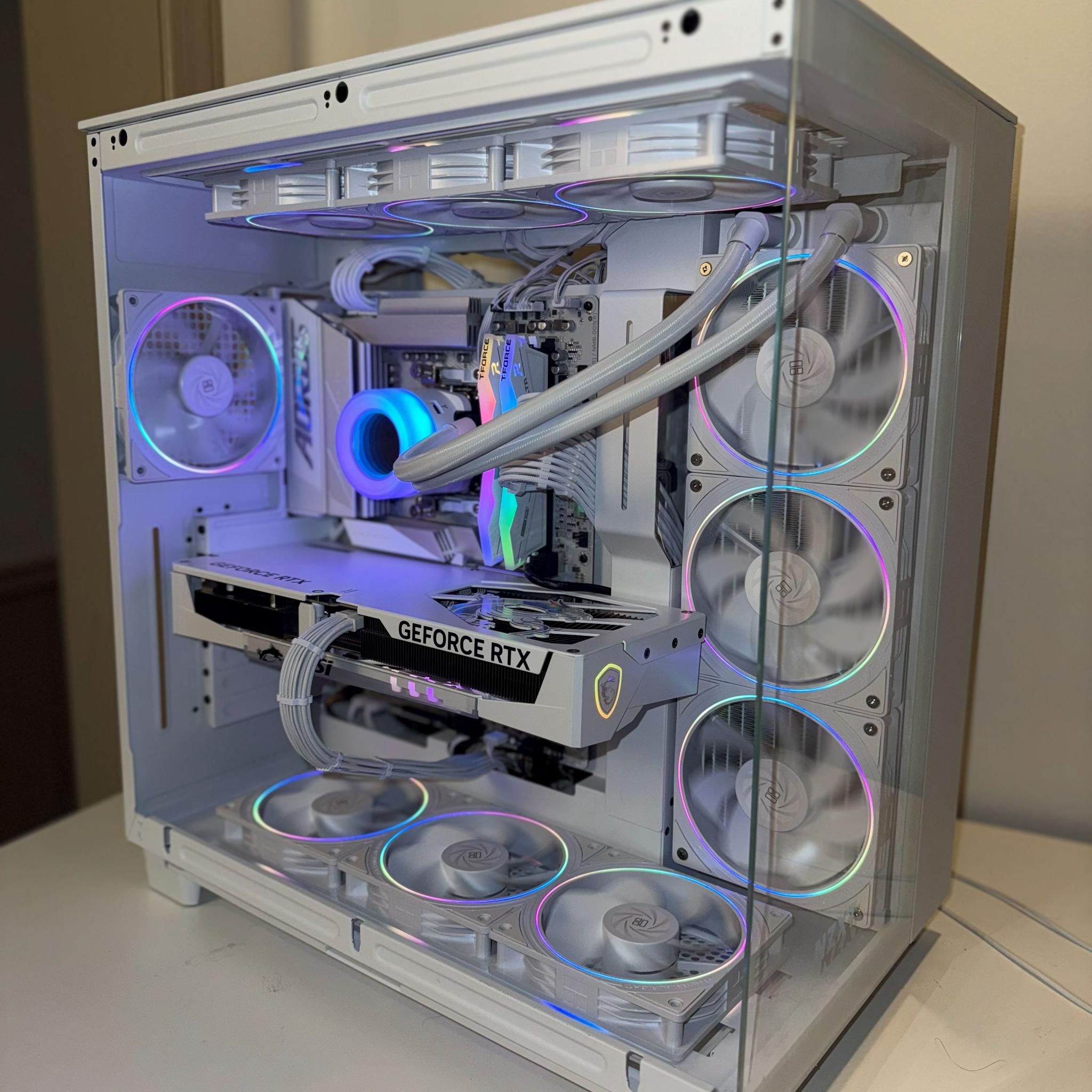 RTX 5070 Ti | Ryzen 7 7800X3D | 32gb DDR5 | 1tb NVME 🧊