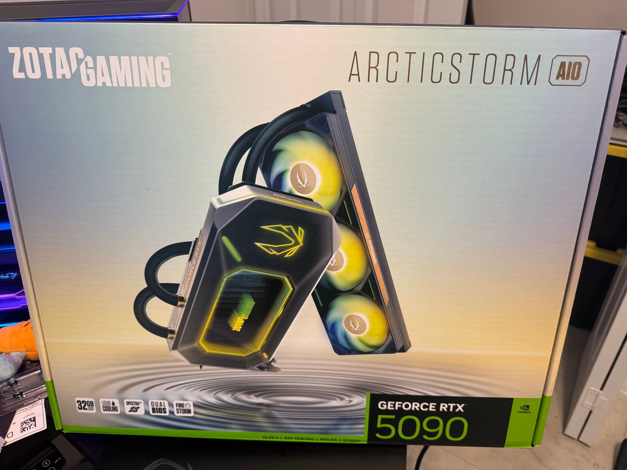 Zotac GeForce RTX 5090 Arctic Storm AIO