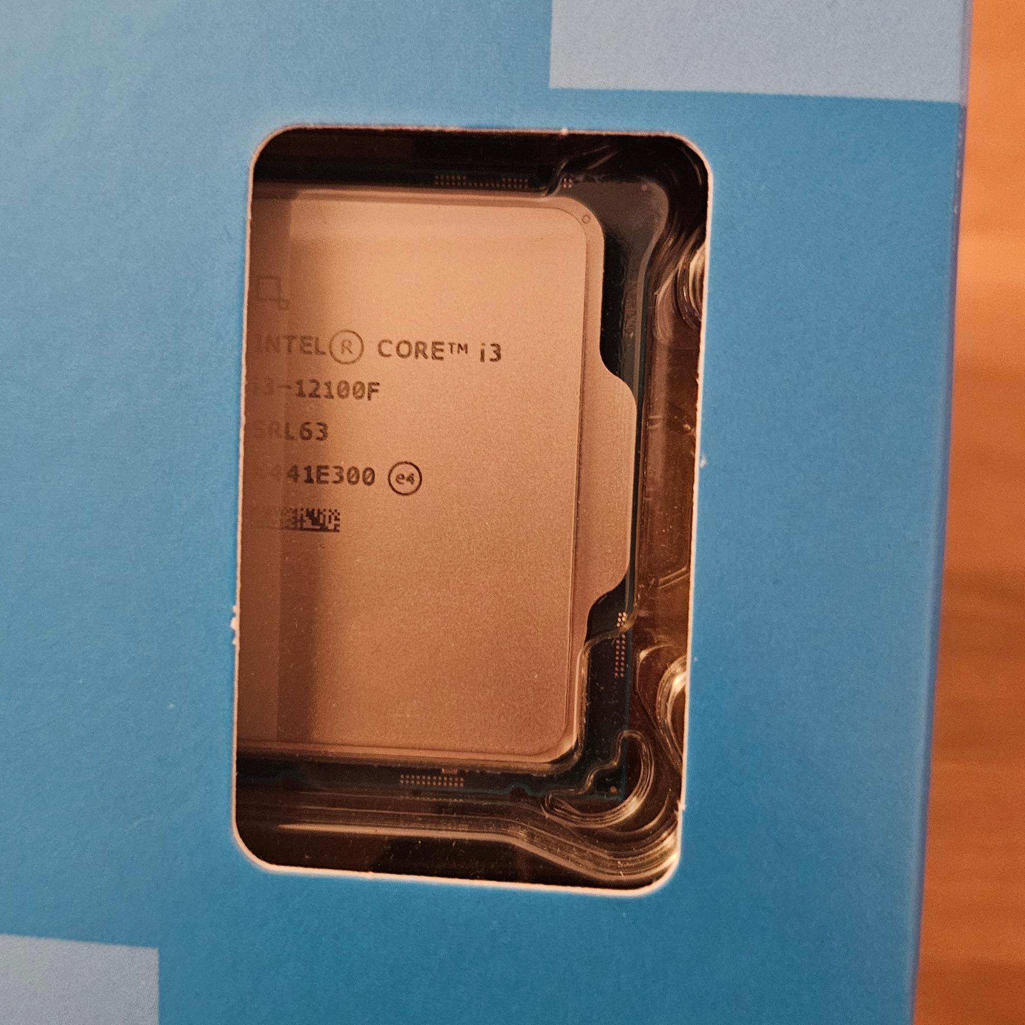 Intel Core i3-12100F