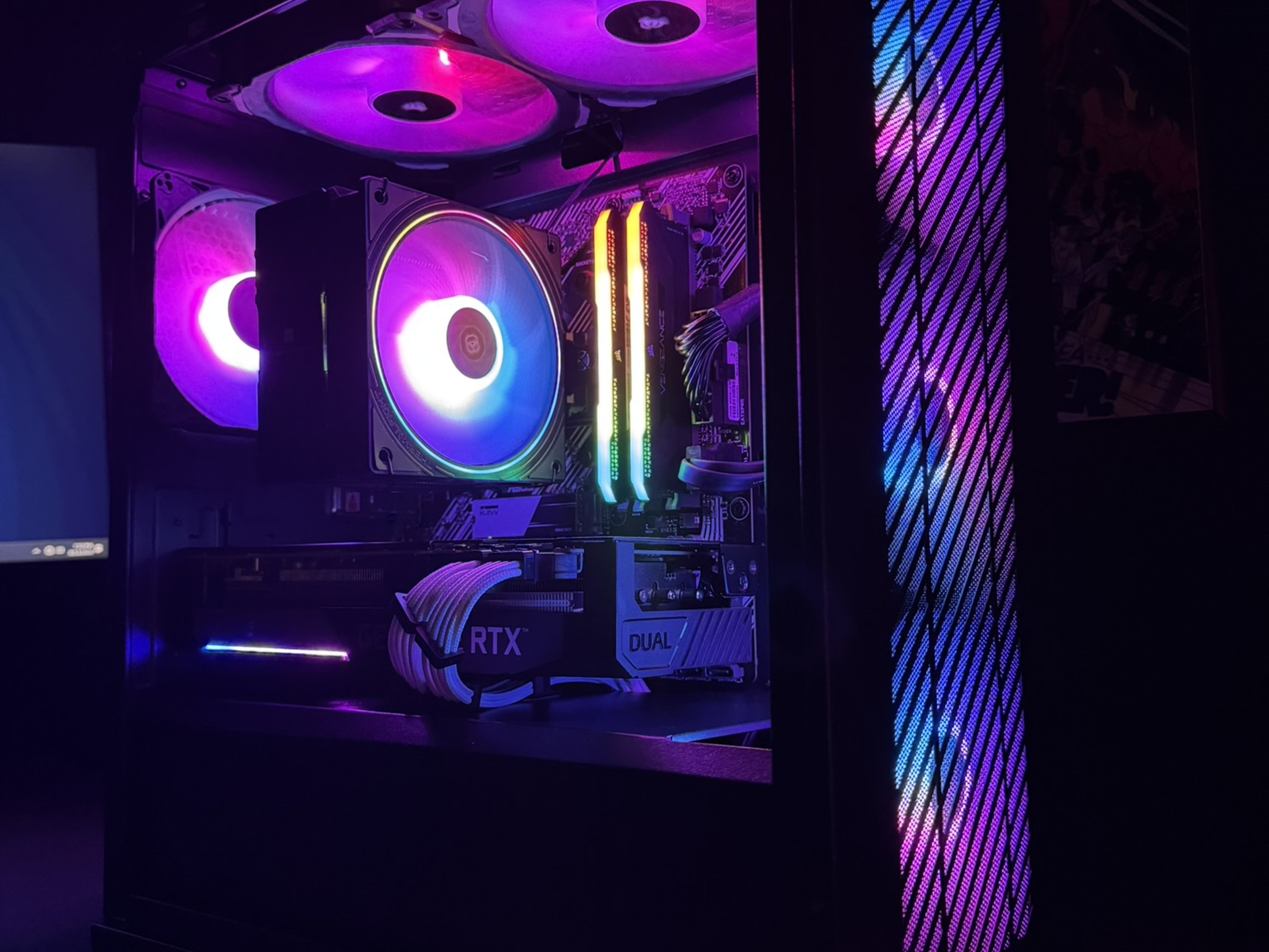 1440p Gaming Beast | RTX 3070 | Ryzen 7 3700X | 32GB DDR4 | WIFI