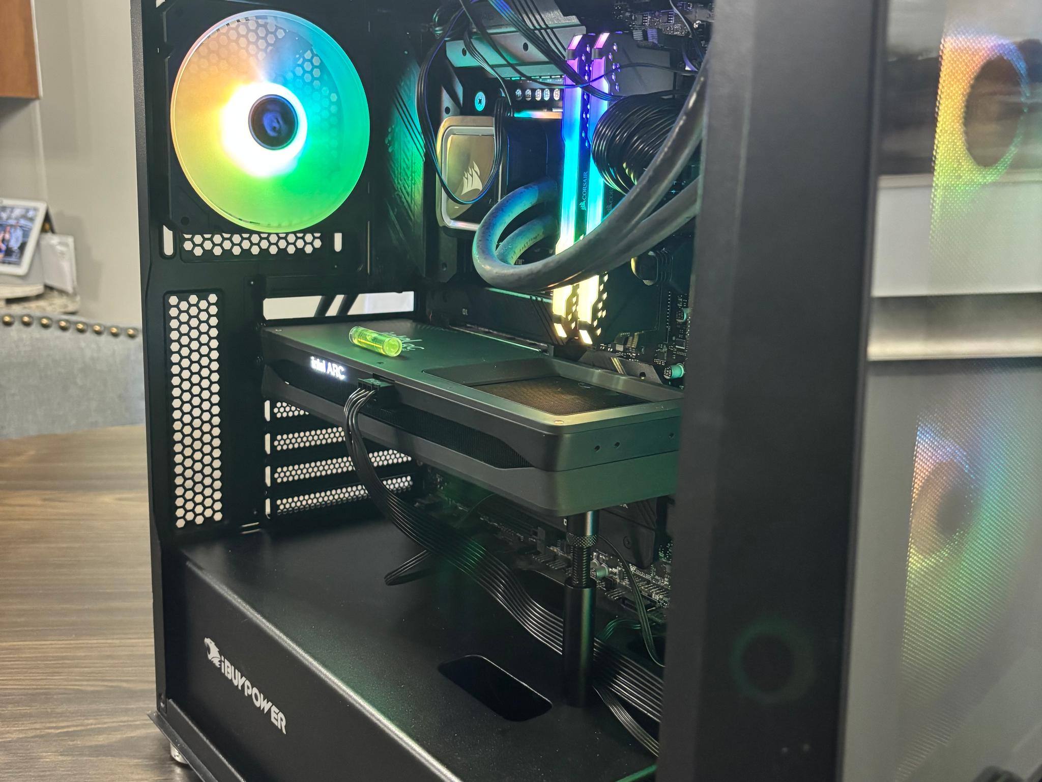 Team Blue Gaming PC! | i5 12600k | Arc B580 | 1TB SSD | 32GB DDR4 3600Mhz