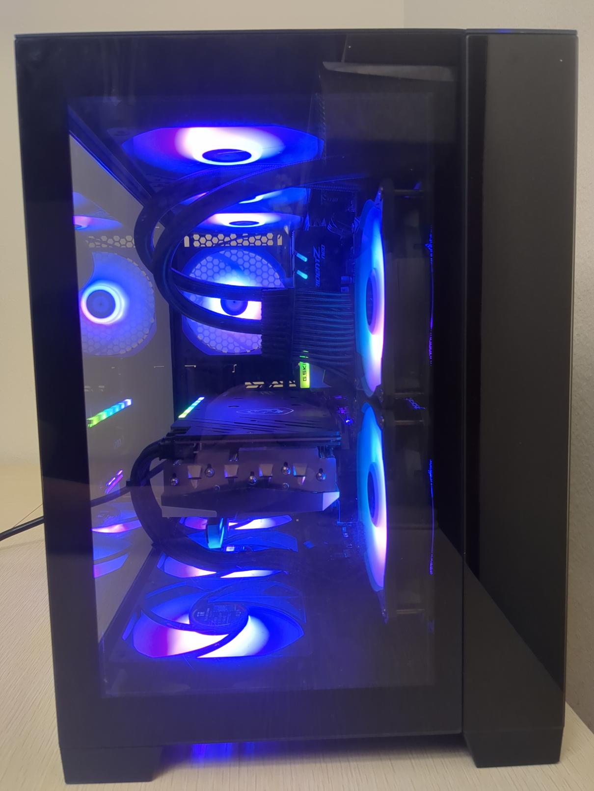 RX 6800, Ryzen 7 5800X Gaming PC (32GB RAM, 2TB SSD, Win11 Pro)