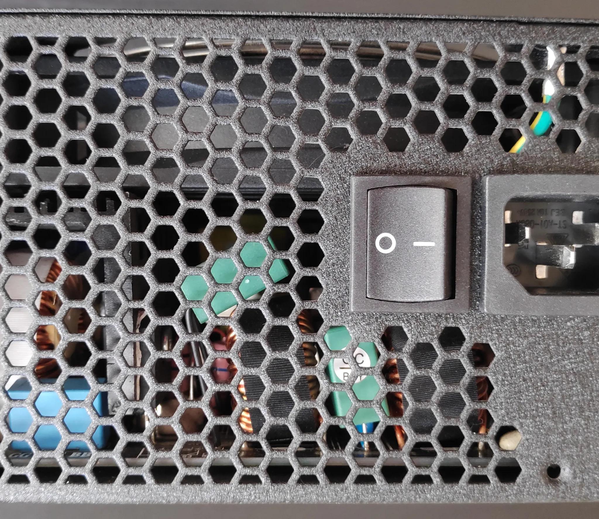 Rosewill Capstone 850M Semi-Modular 80 Plus Gold Power Supply